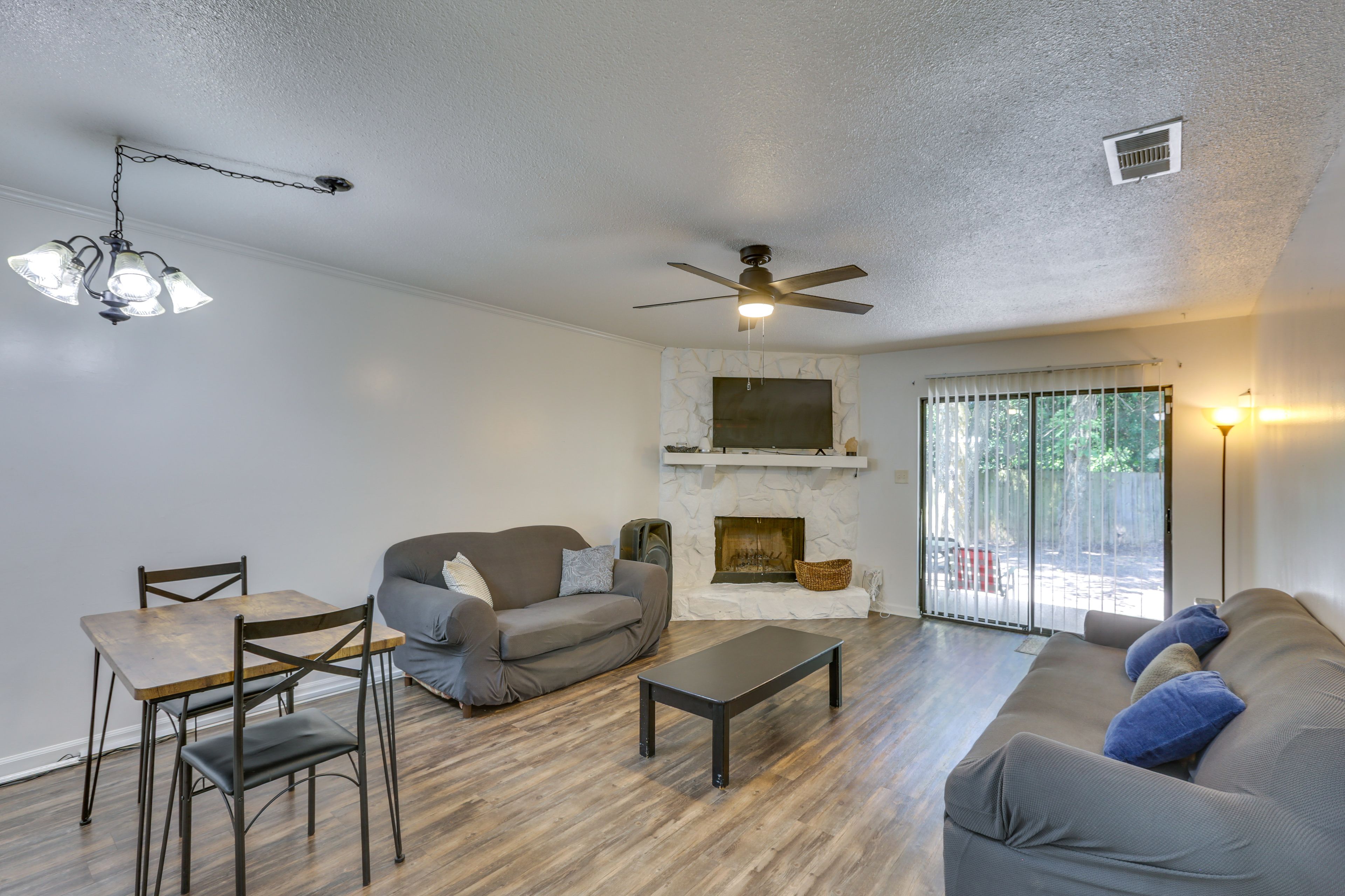 Property Interior | Single-Story Home