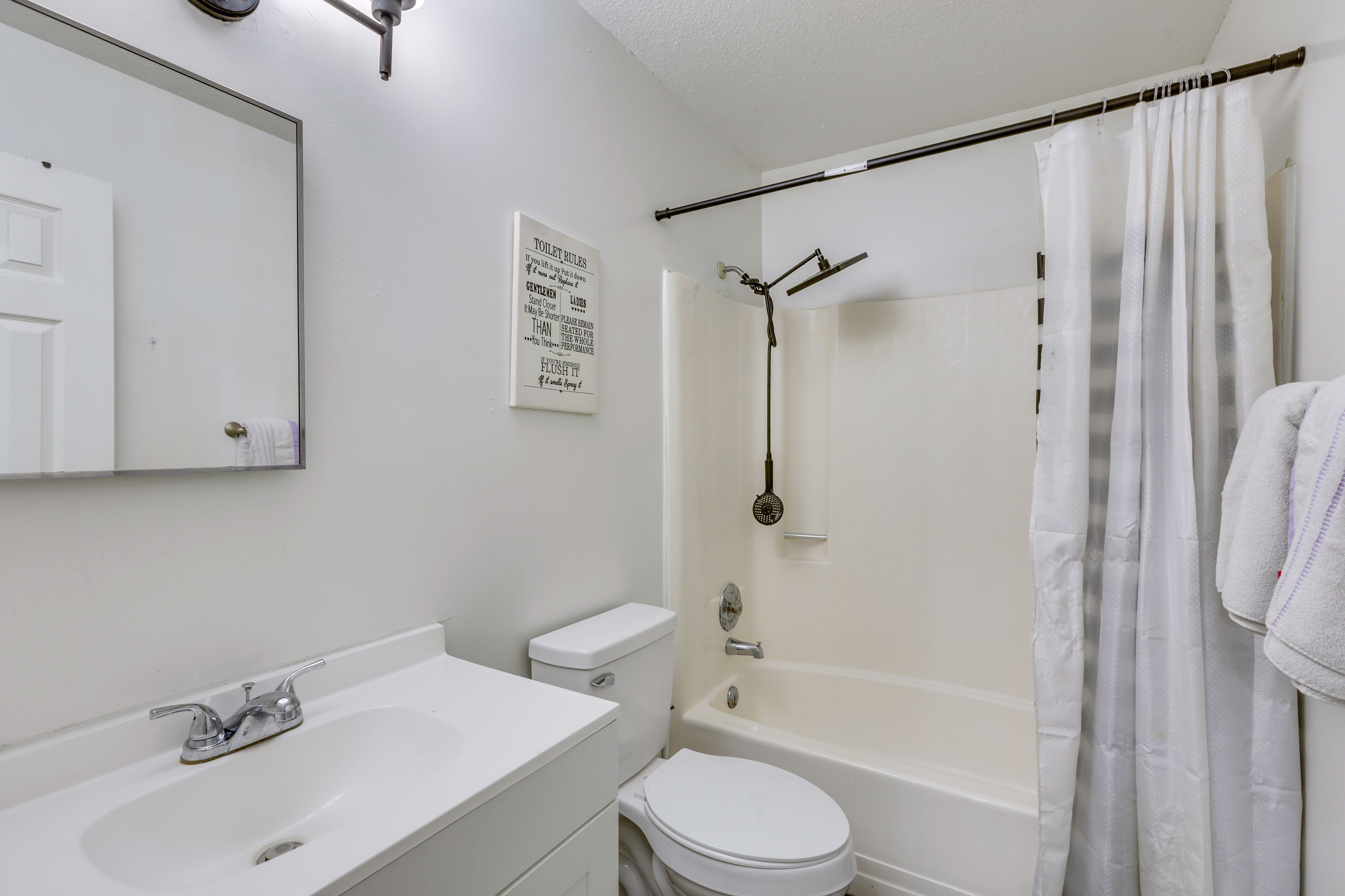 Full Bathroom