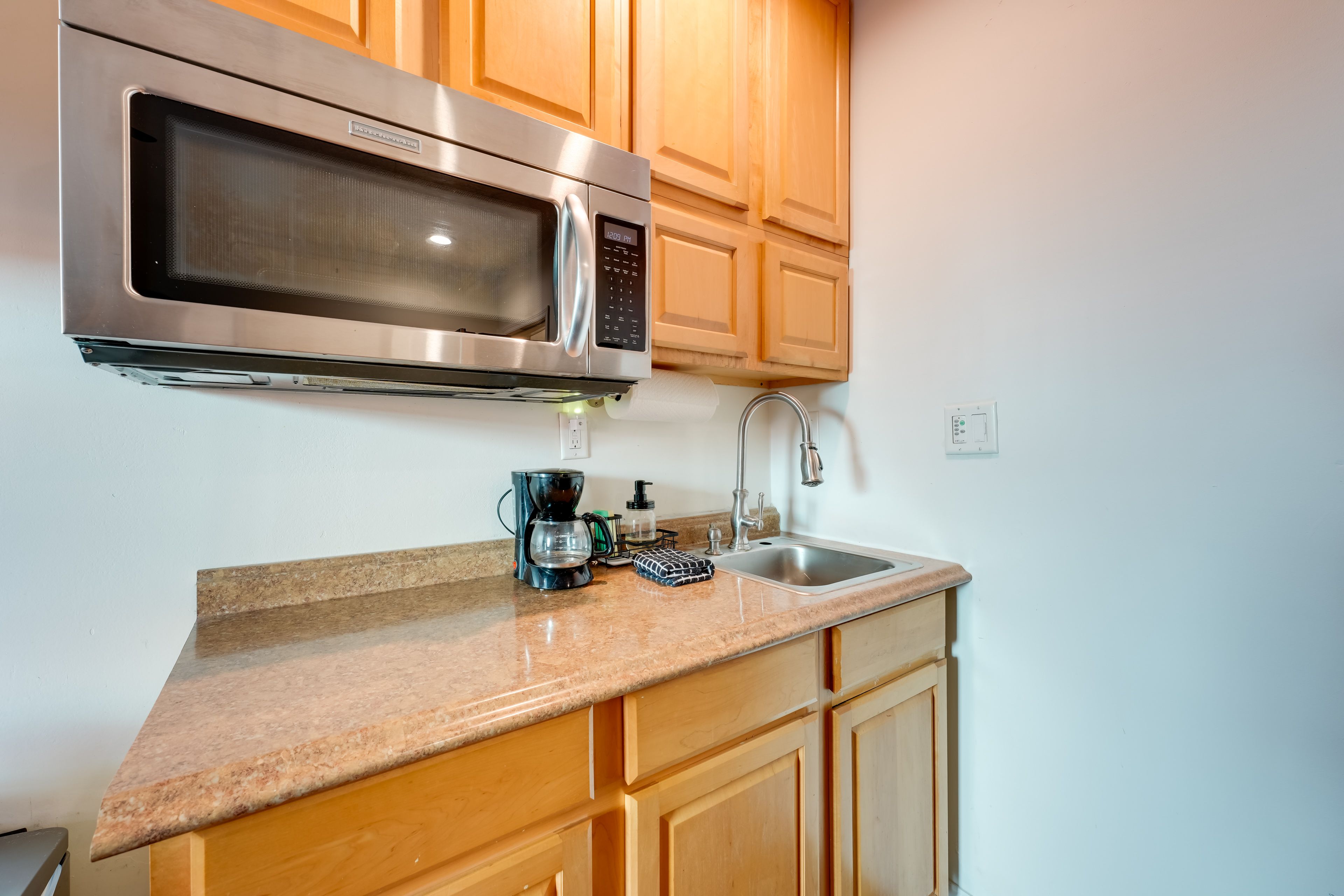 Kitchenette | Drip Coffee Maker | Cooking Basics