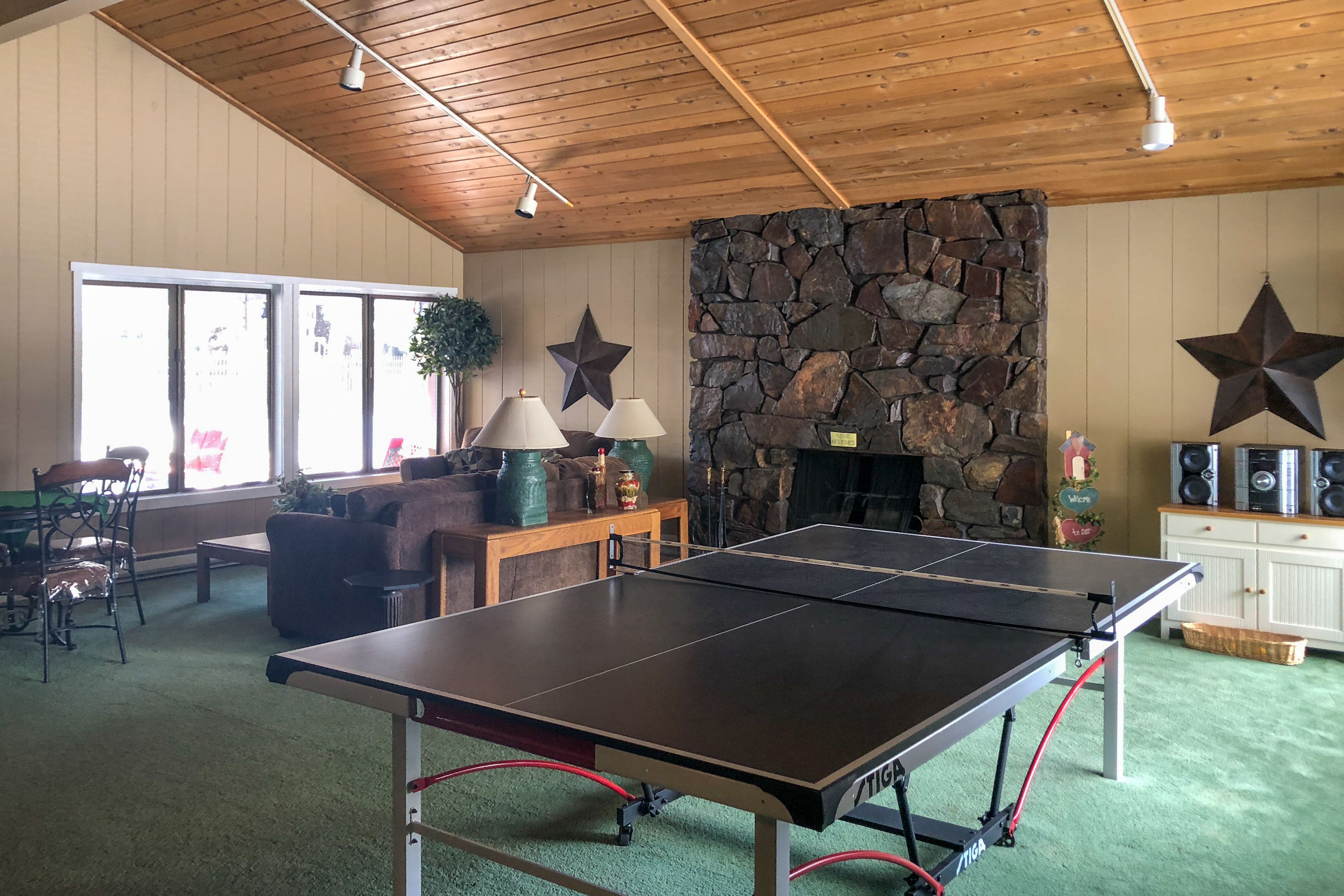 Horizon Four Condos | Community Amenities