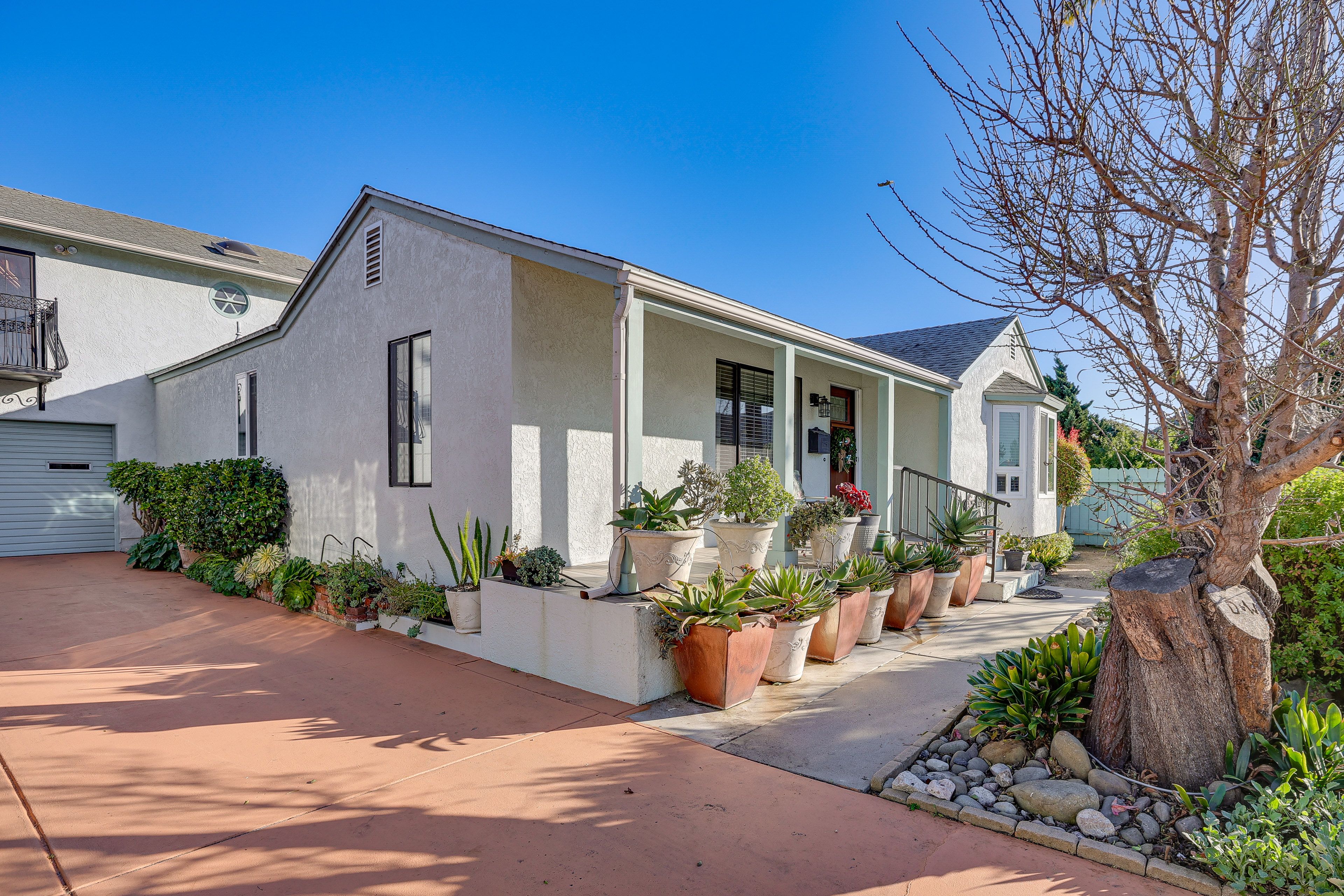 Parking | Shared Driveway (1 Vehicle)