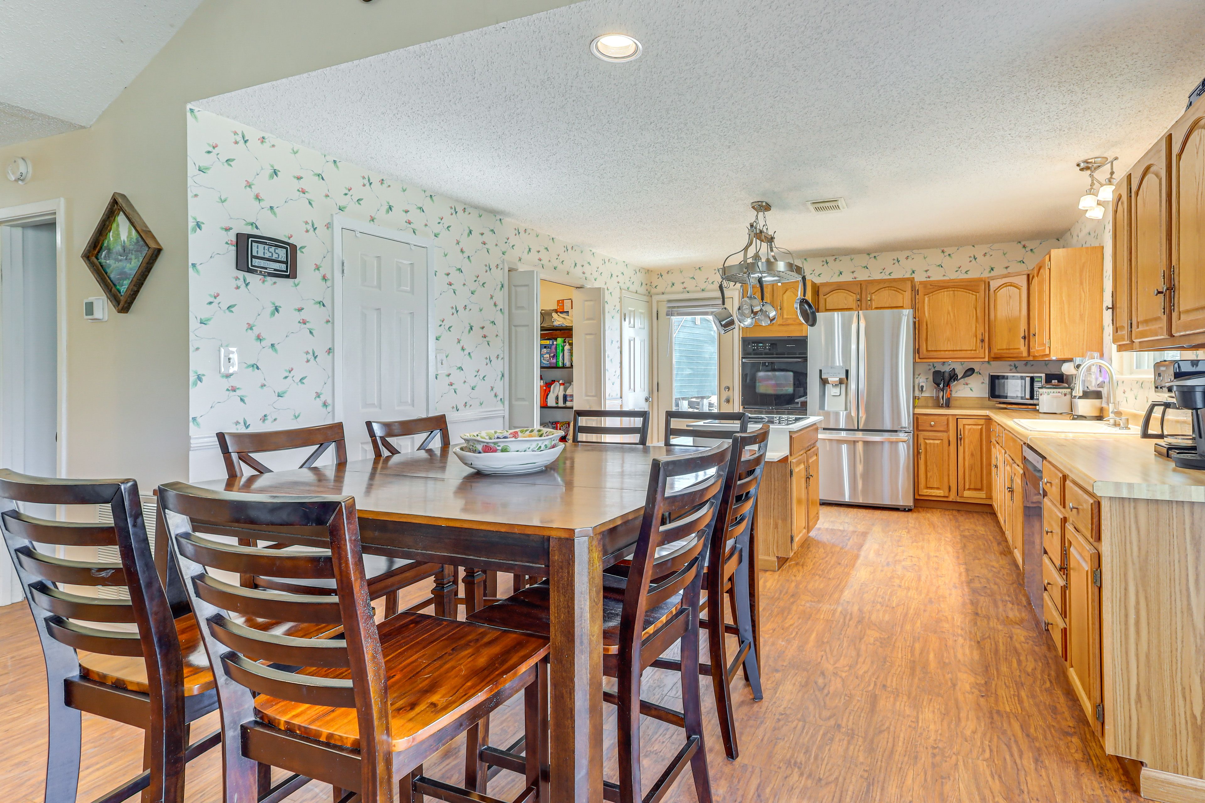 Dining Area | 1st Floor