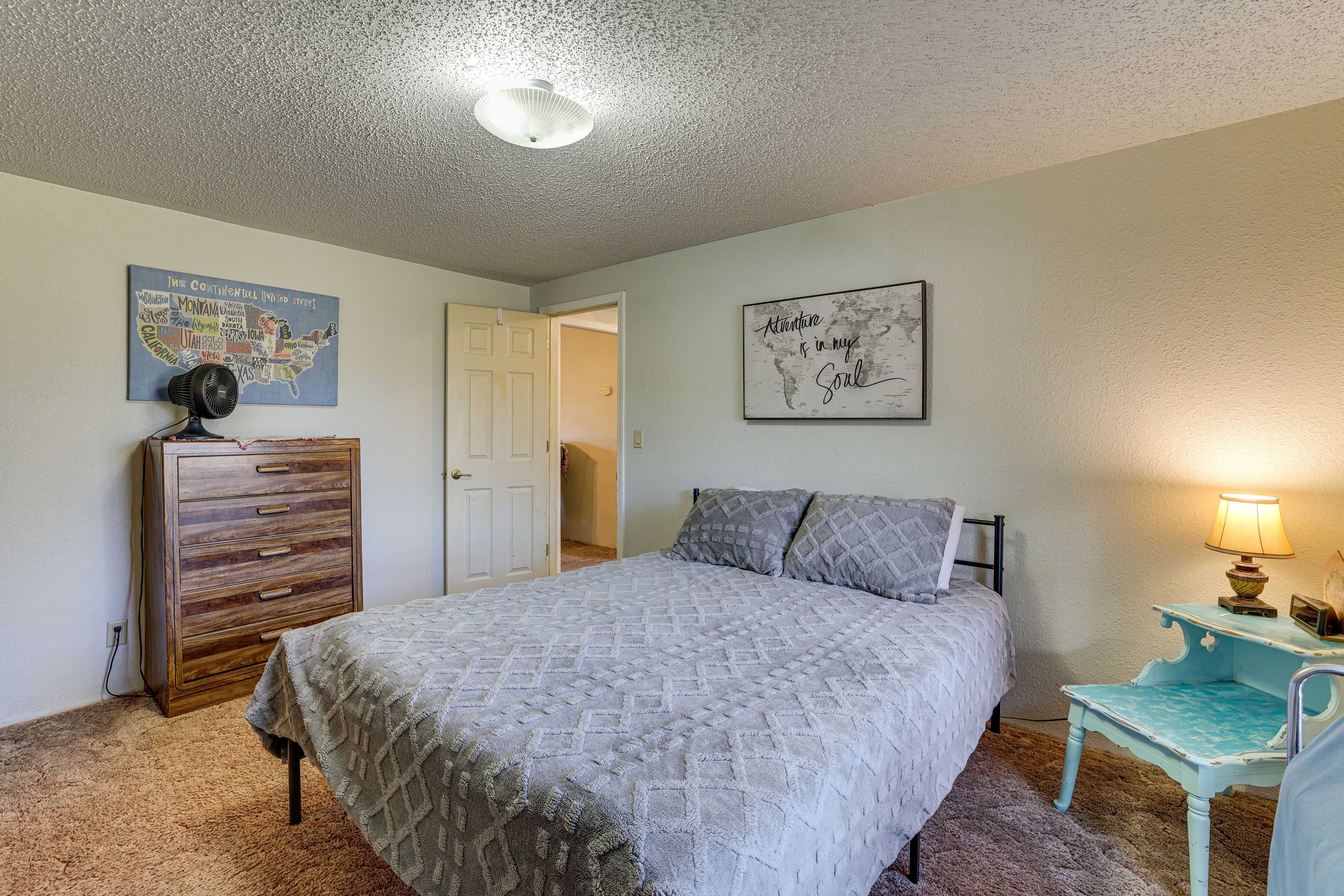 Bedroom 2 | Queen Bed