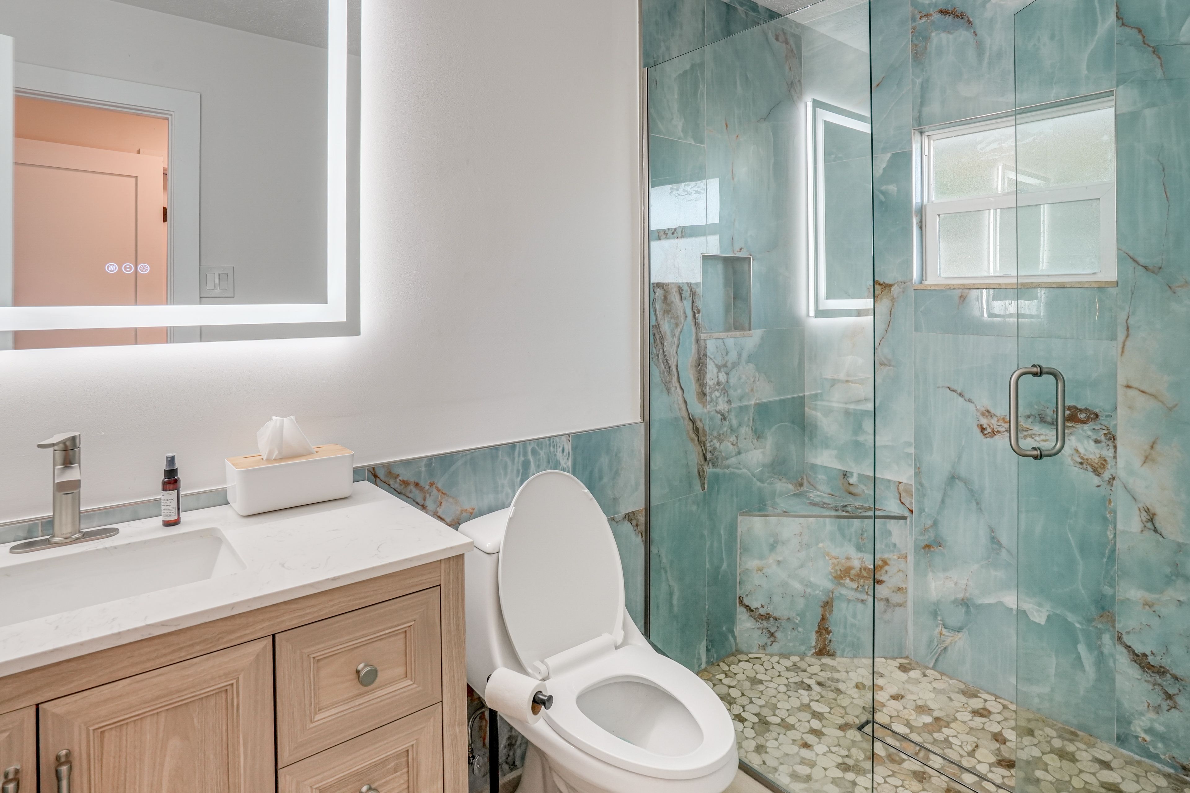 Full Bathroom | 1st Floor