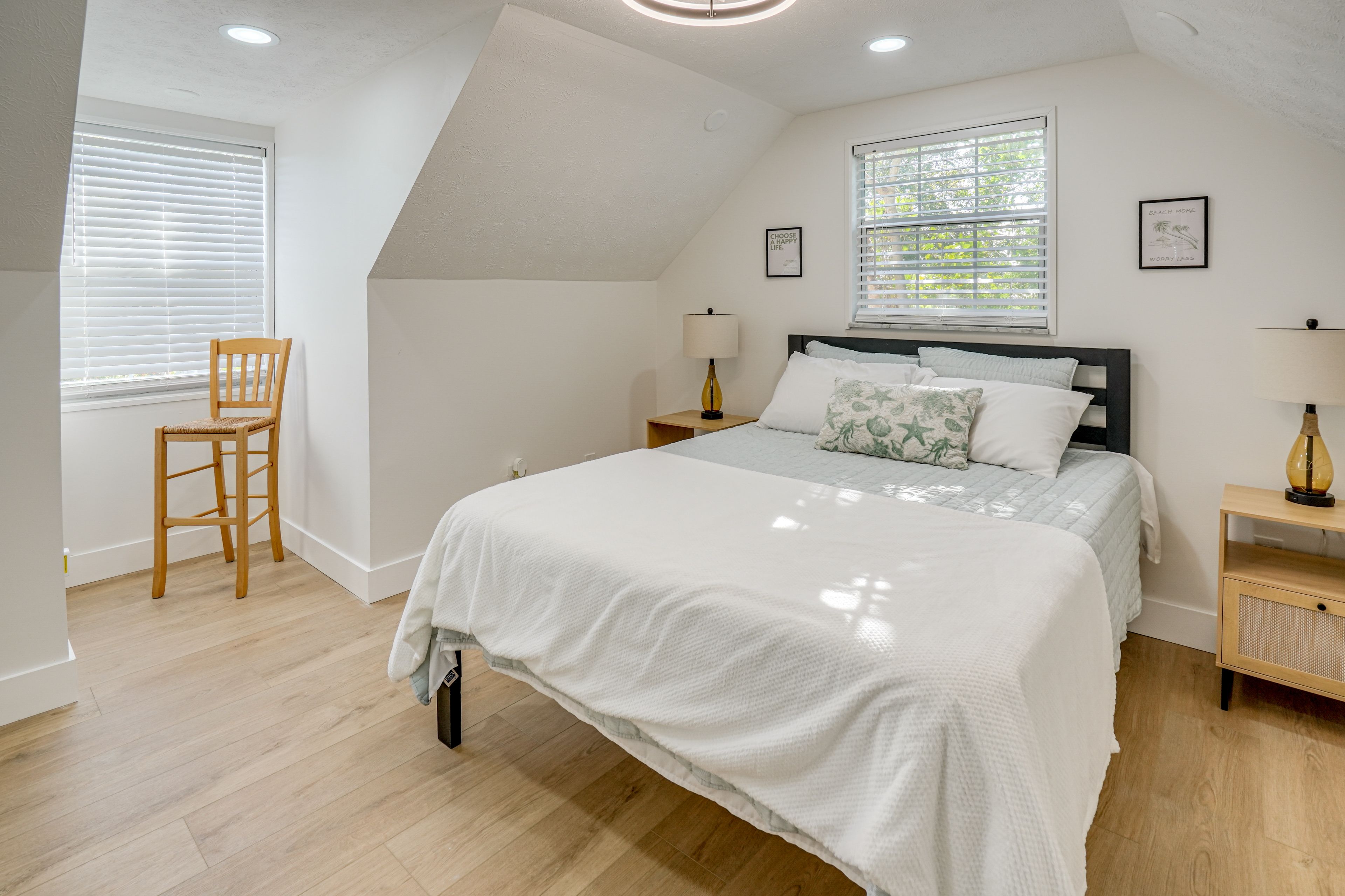 Bedroom 2 | Queen Bed | 2nd Floor