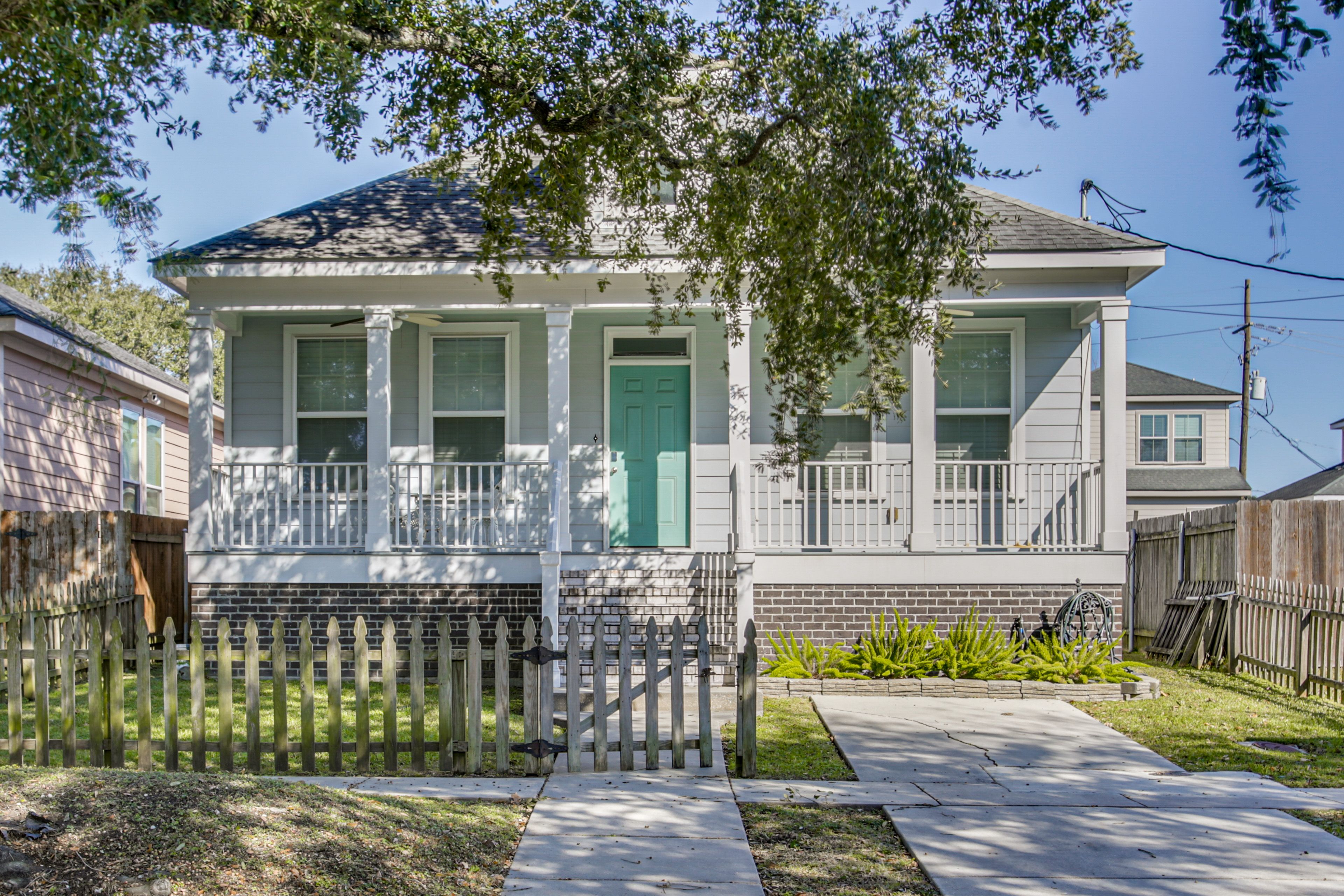 House Exterior | Parking Pad (1 Vehicle)