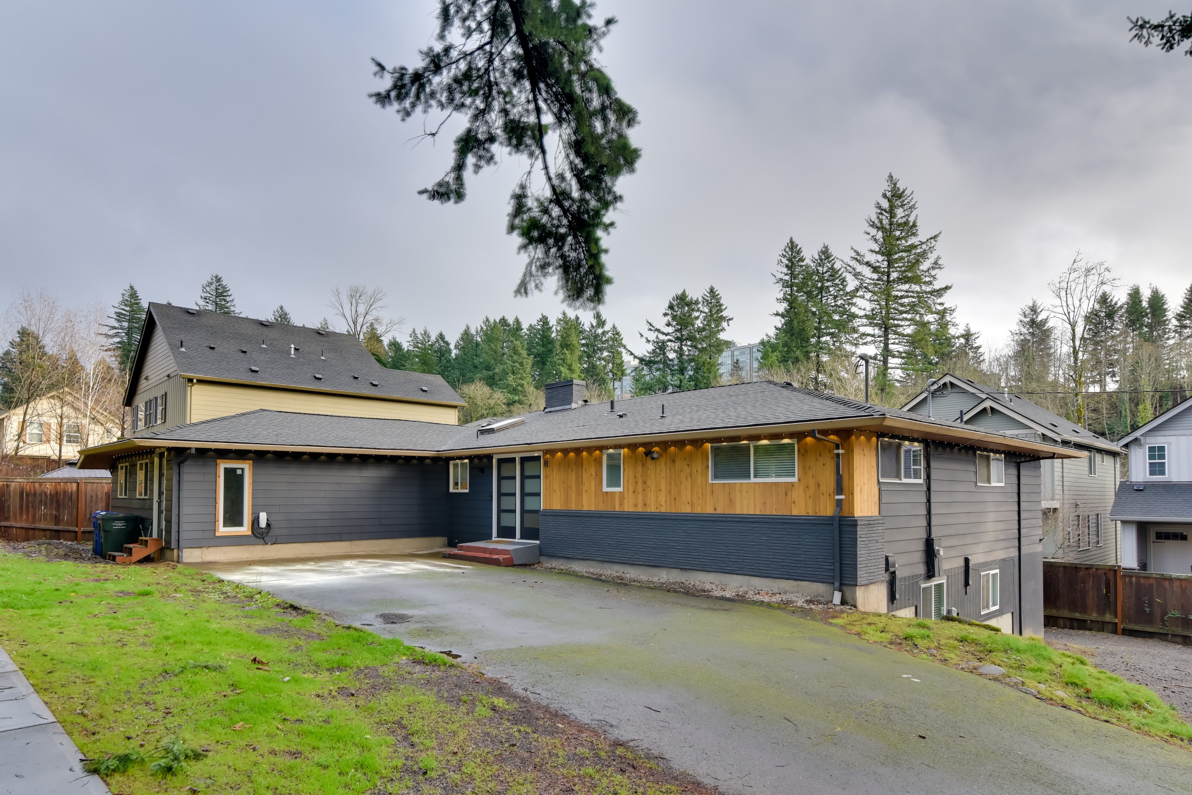 Parking | Driveway (1 Vehicle)