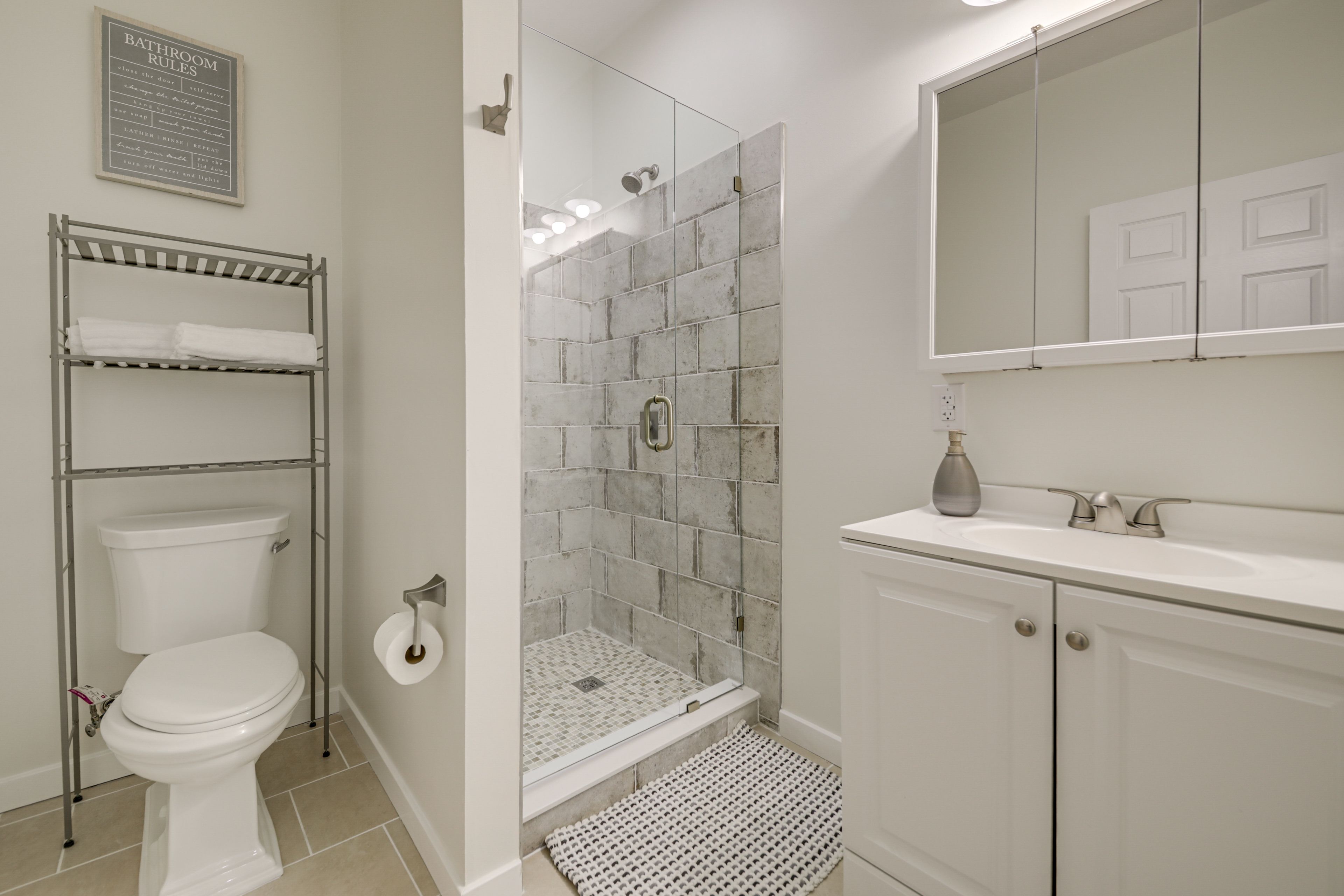 Full Bathroom | Lower Level