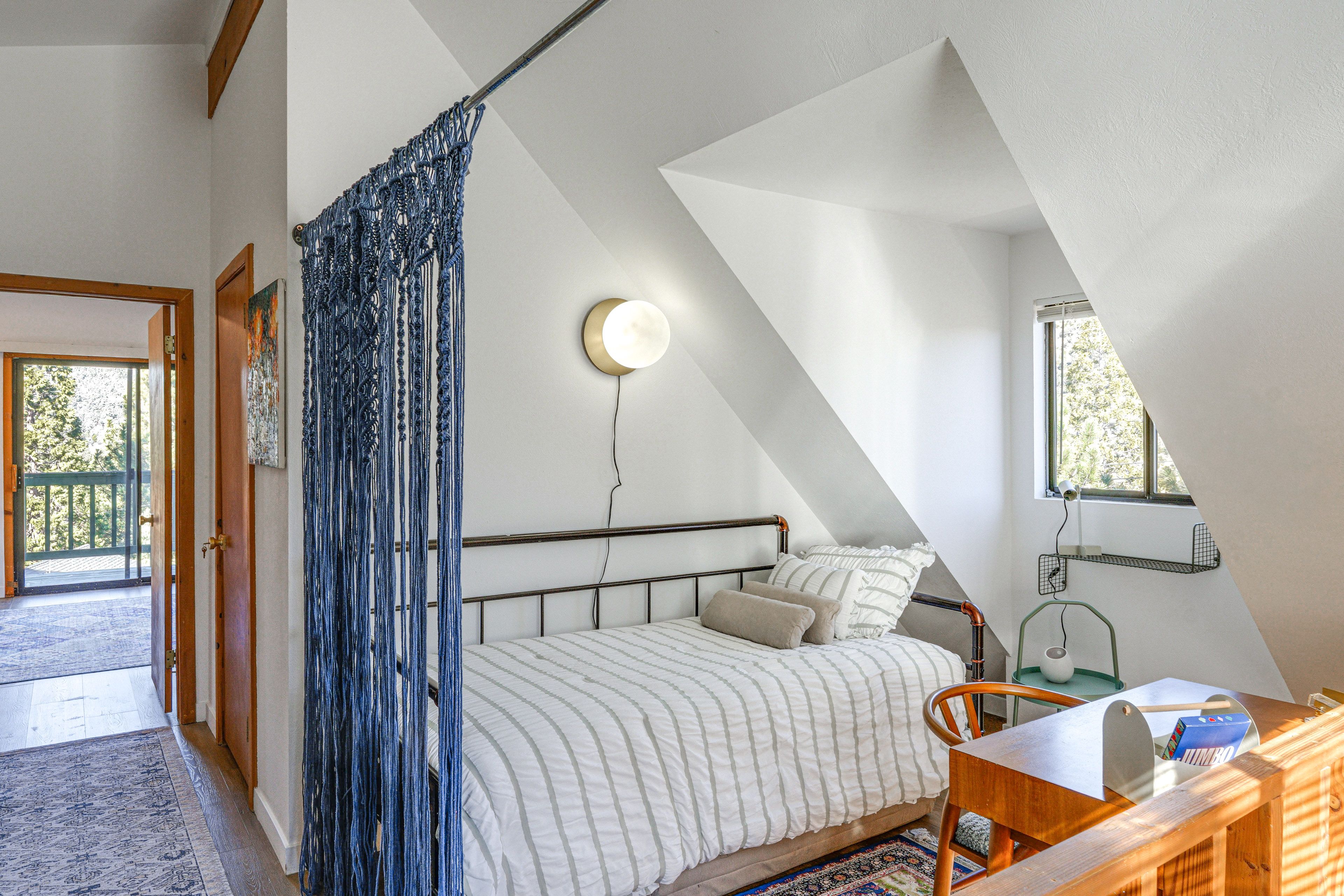 Bedroom 3 | Upper Level | 3 Twin Beds