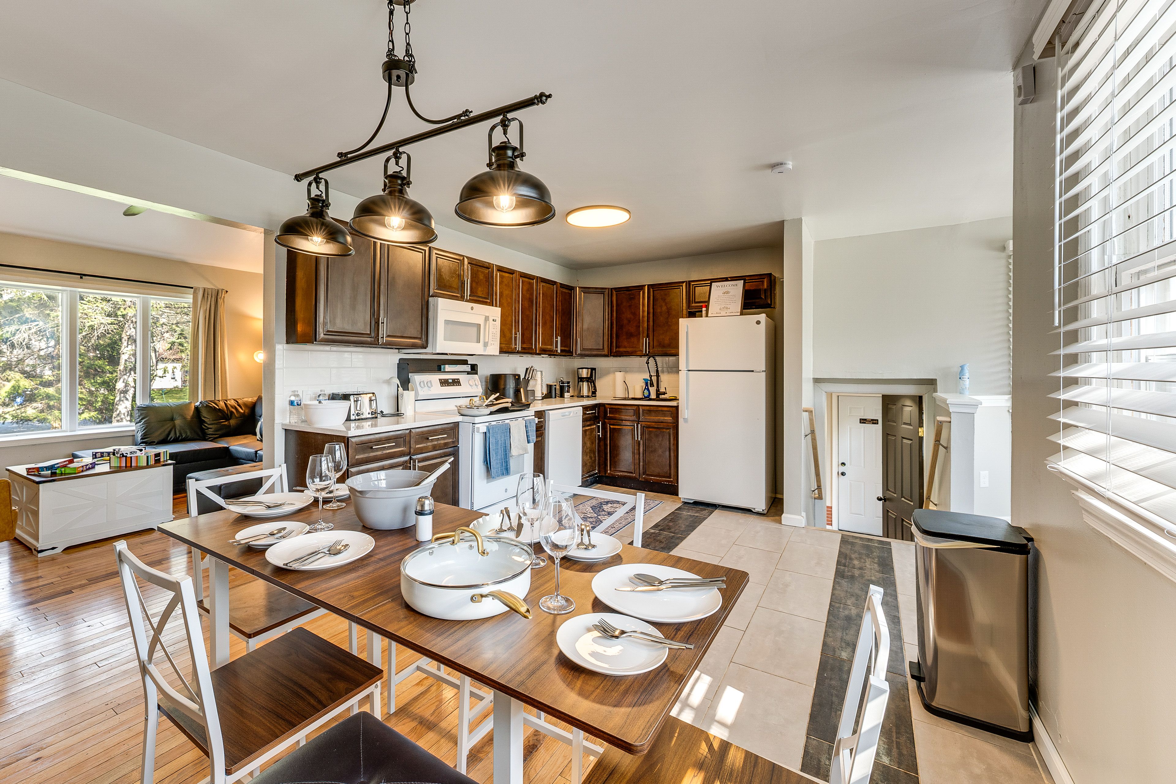 Tobyhanna Vacation Rental | 4BR | 2.5BA | 1,800 Sq Ft | 7 Steps to Enter
