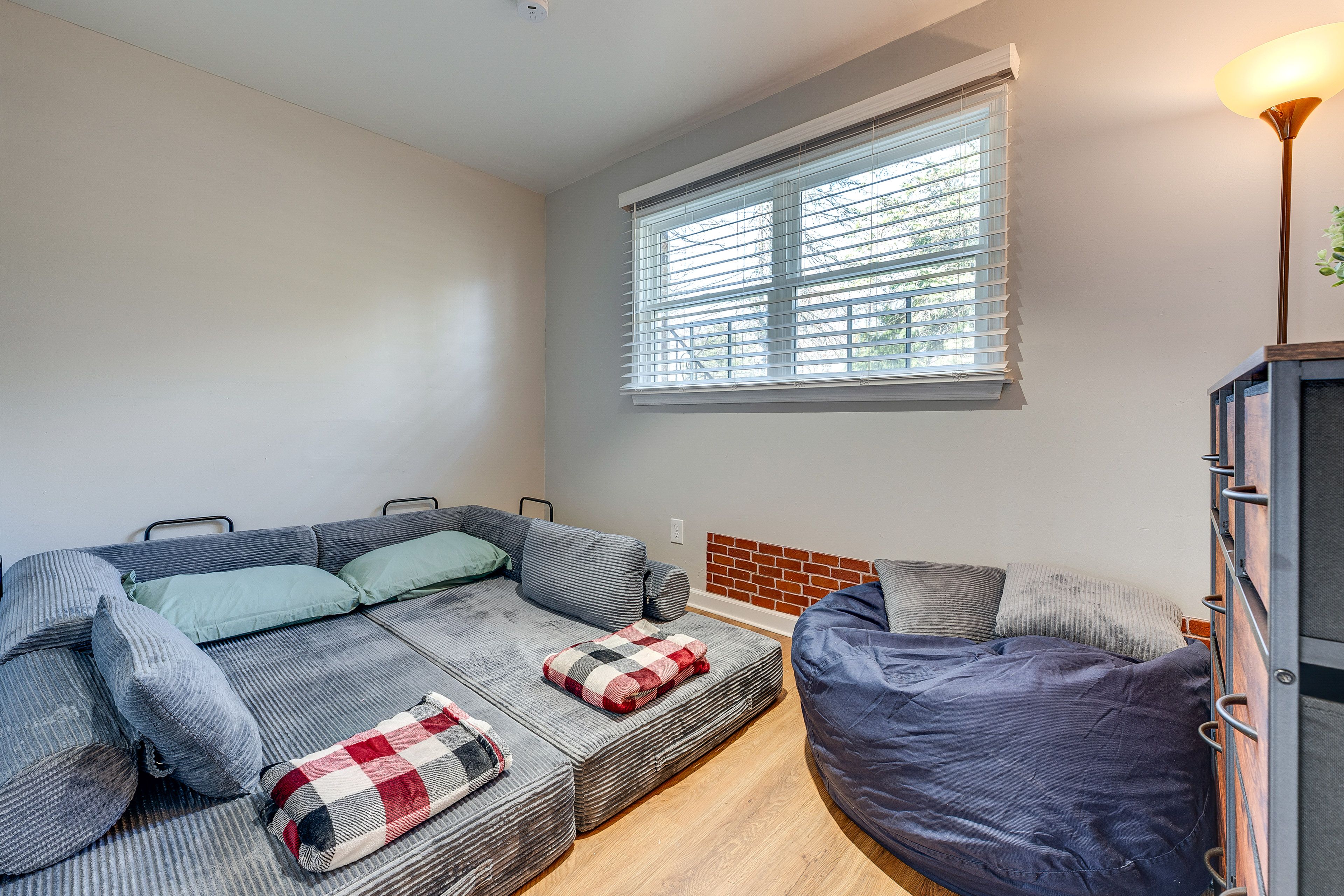 Bedroom 4 | Queen Sleeper Sofa | Basement Floor