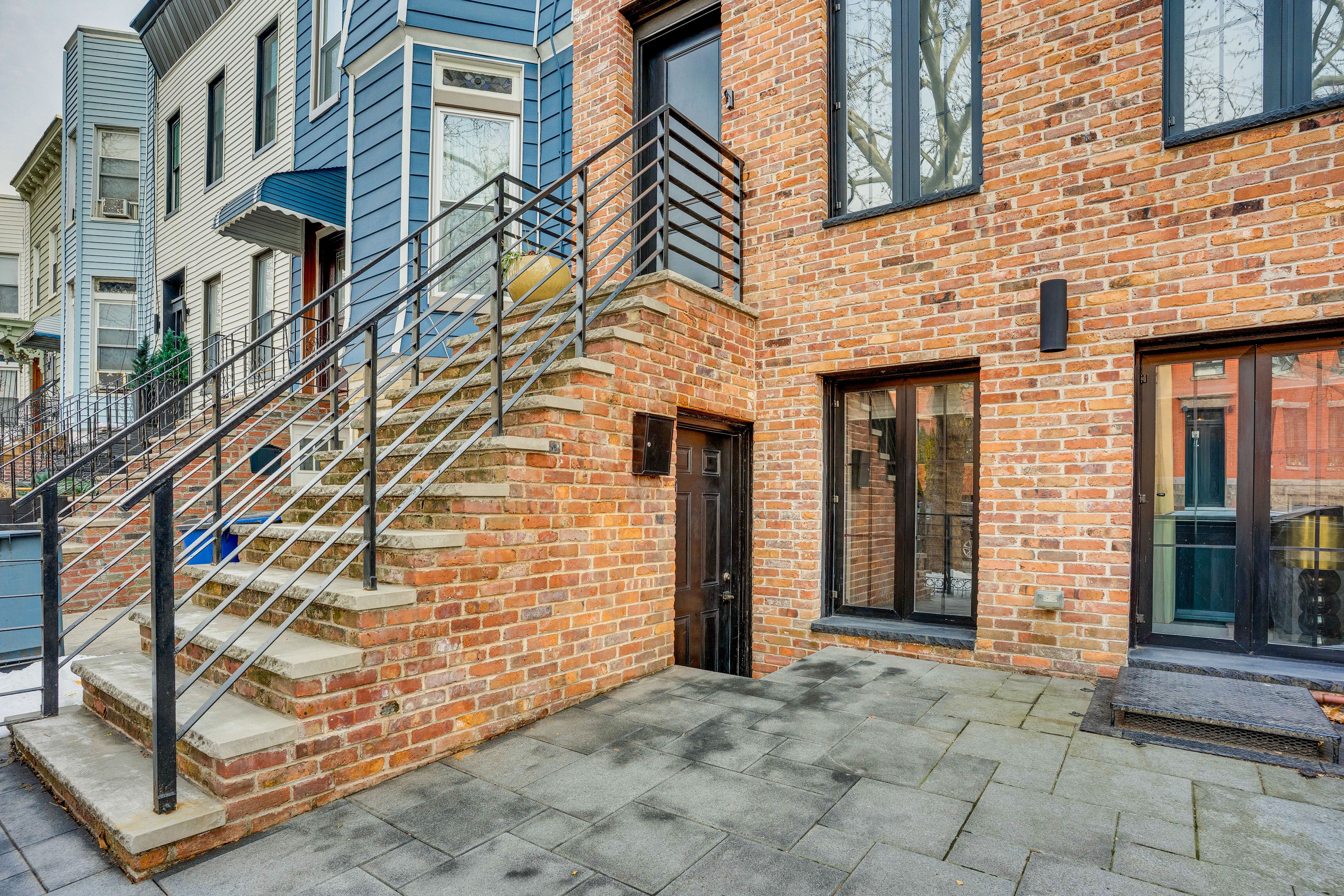 Unit Entrance | Steps Down to Enter