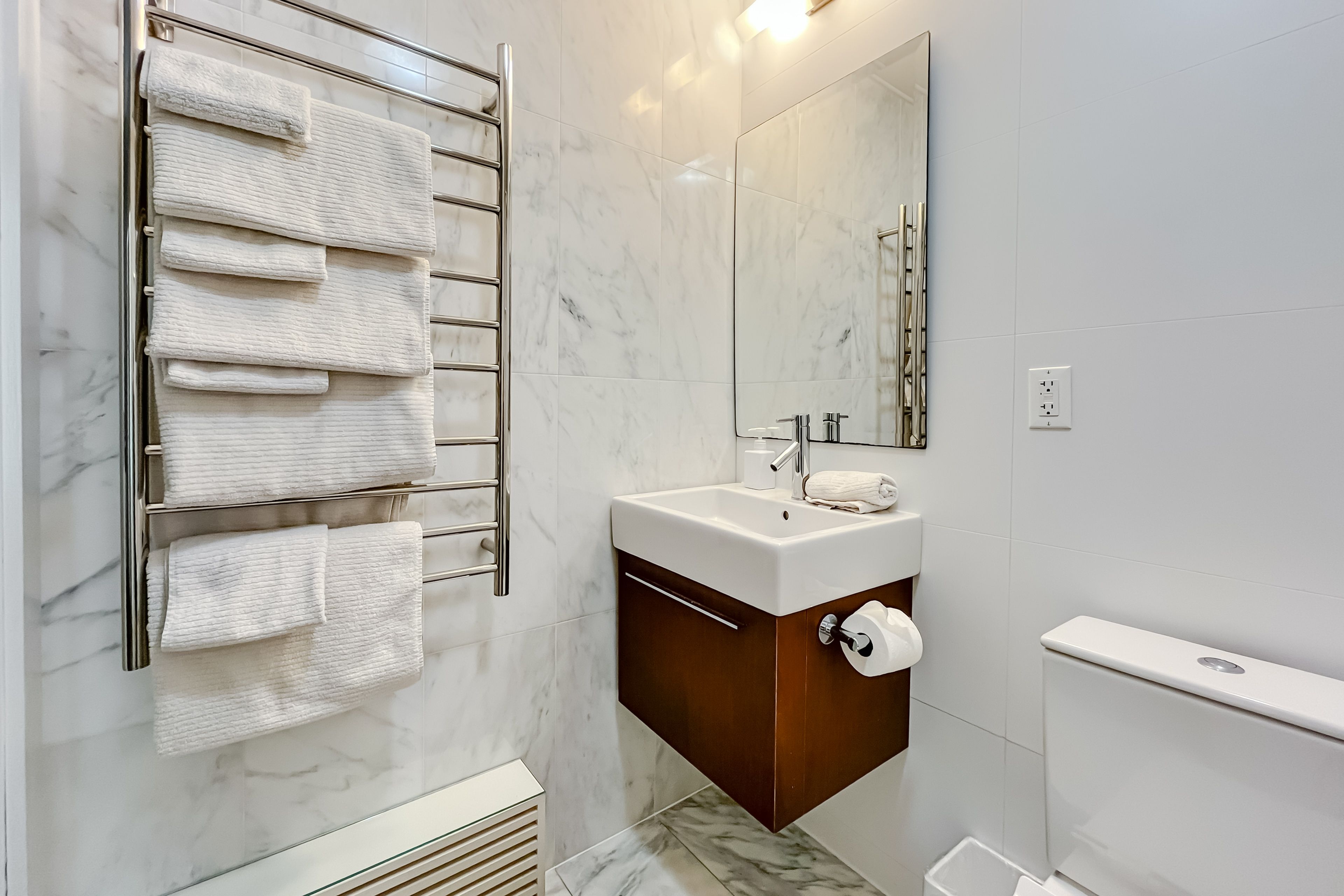 Full Bath | Complimentary Toiletries | Towels Provided