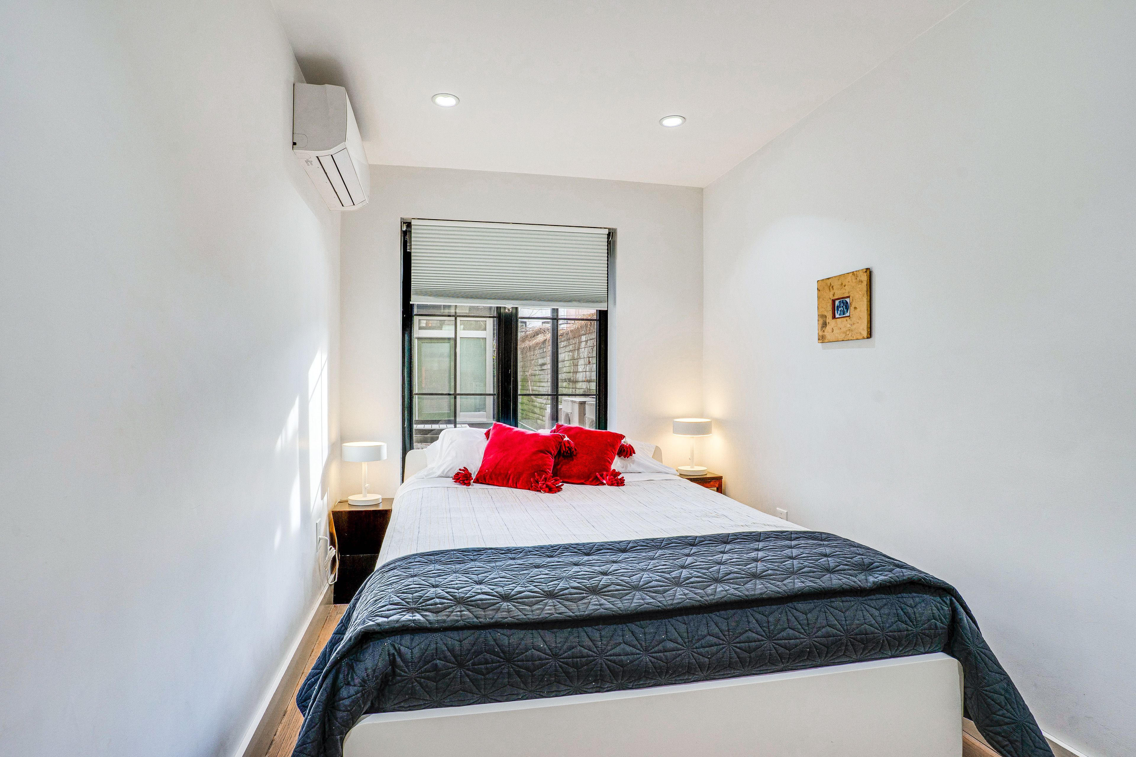 Bedroom 2 | Queen Bed