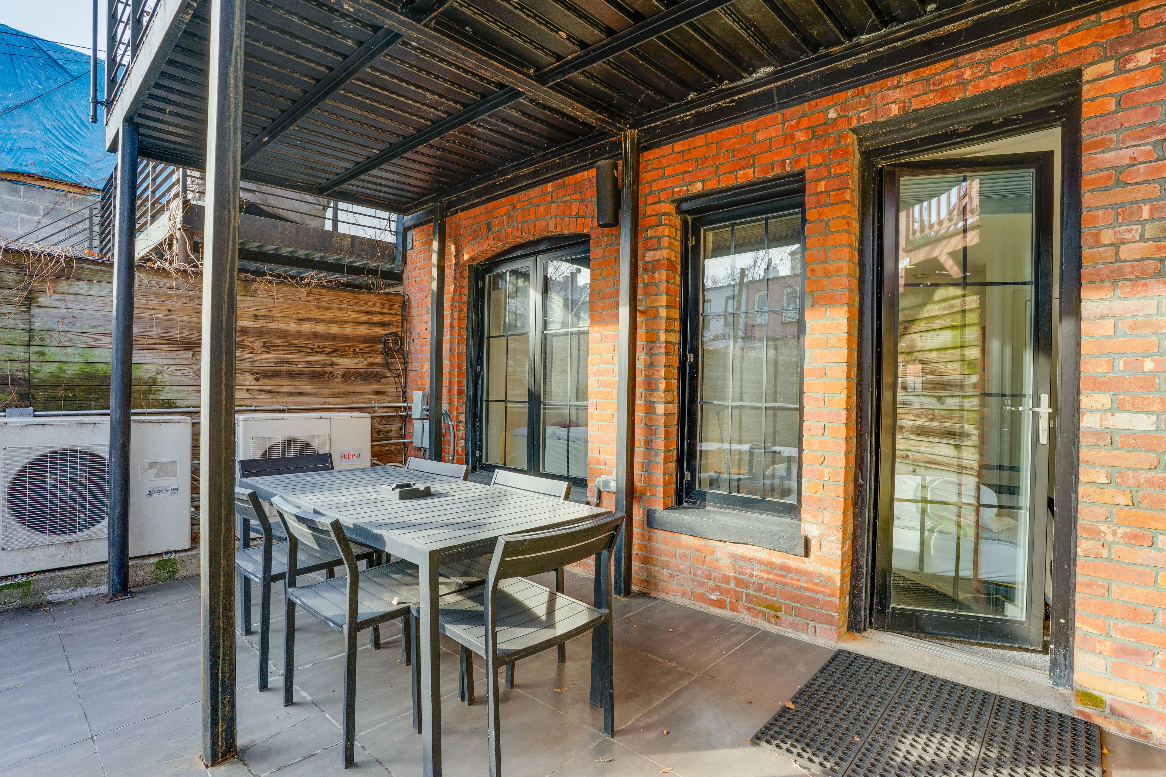 Shared Backyard | Covered Patio w/ Outdoor Dining