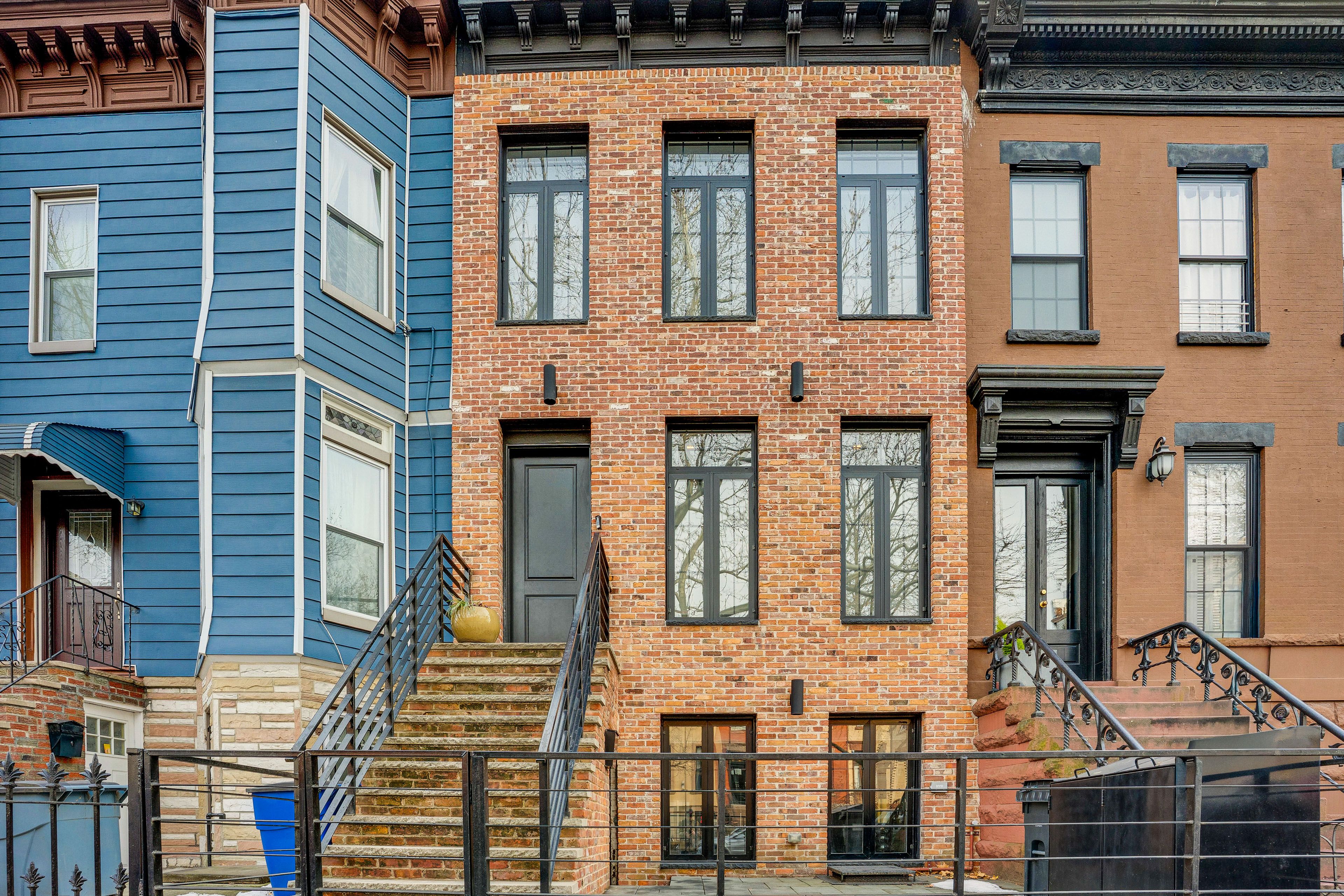 Building Exterior | Free Street Parking (First-Come, First-Served)