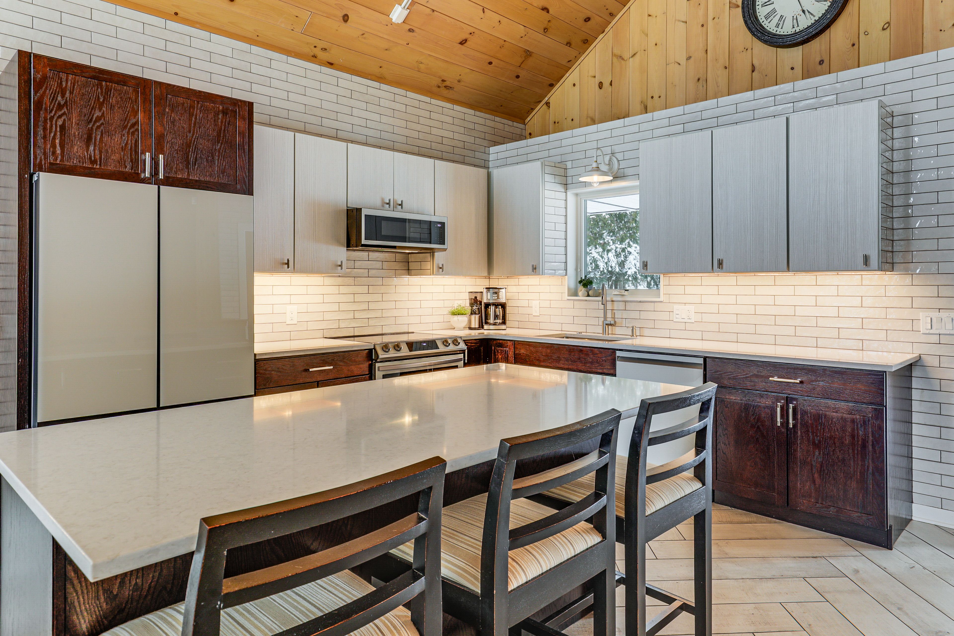 Kitchen | Main Floor