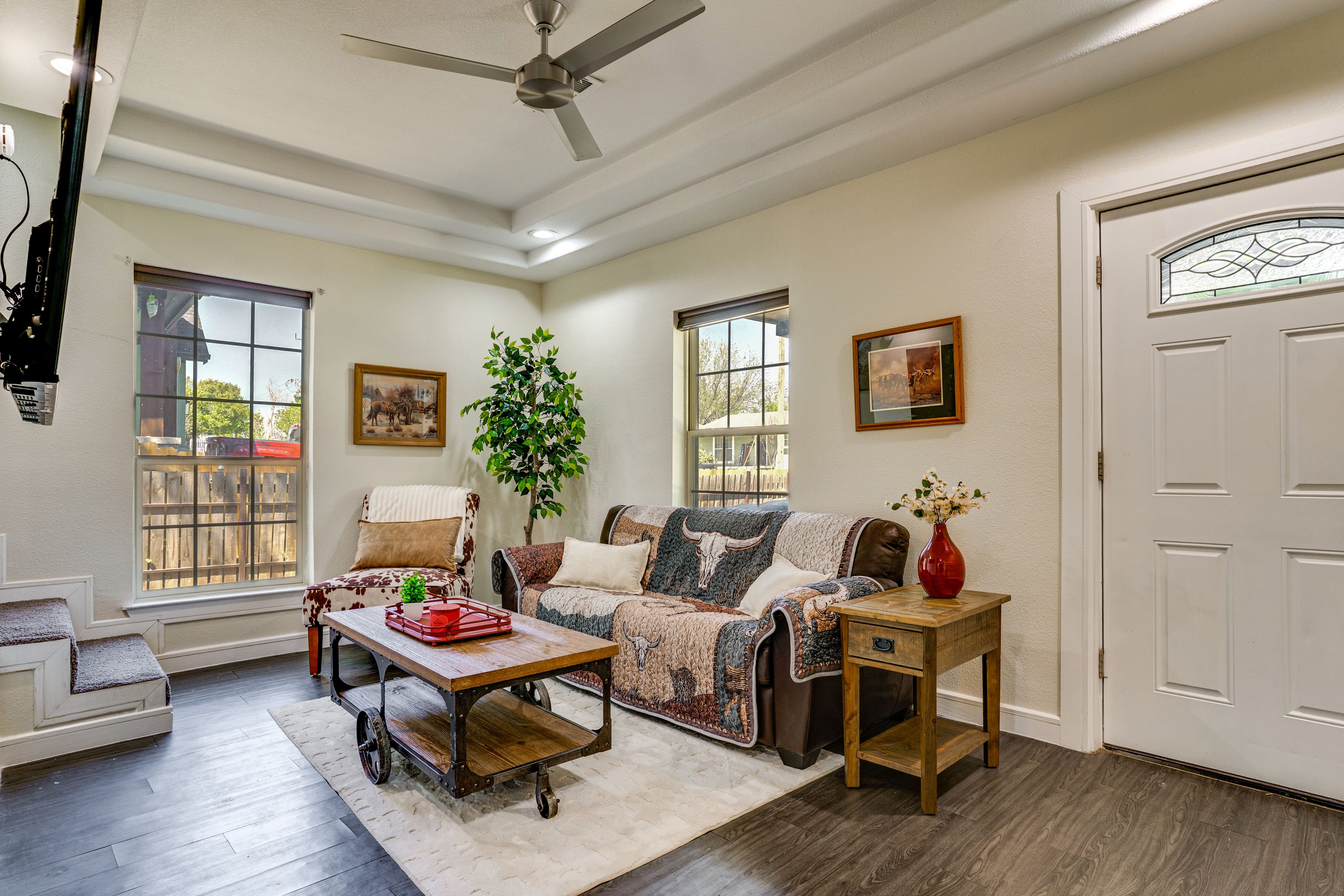 Main House | Living Room