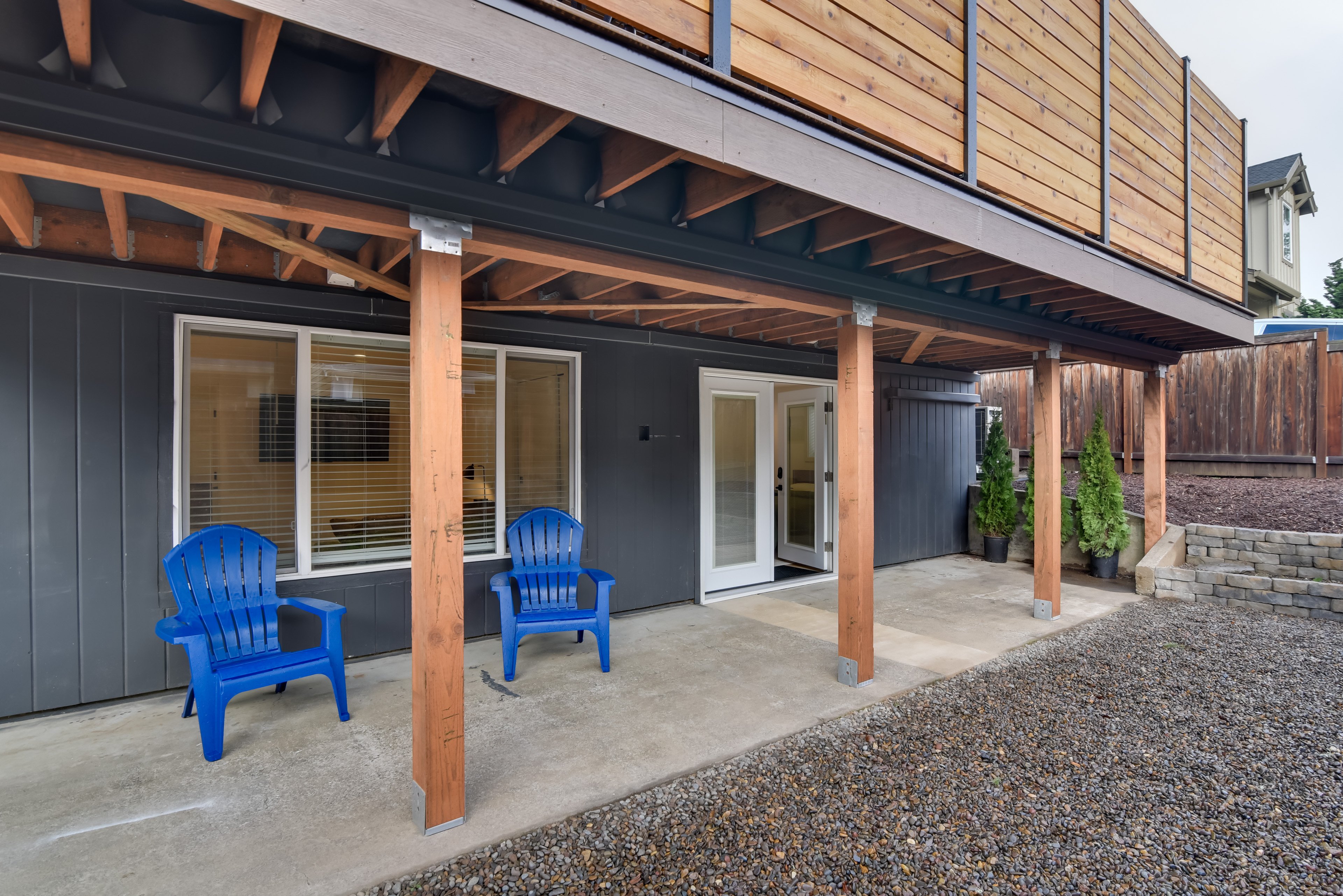 Shared Patio | Outdoor Seating