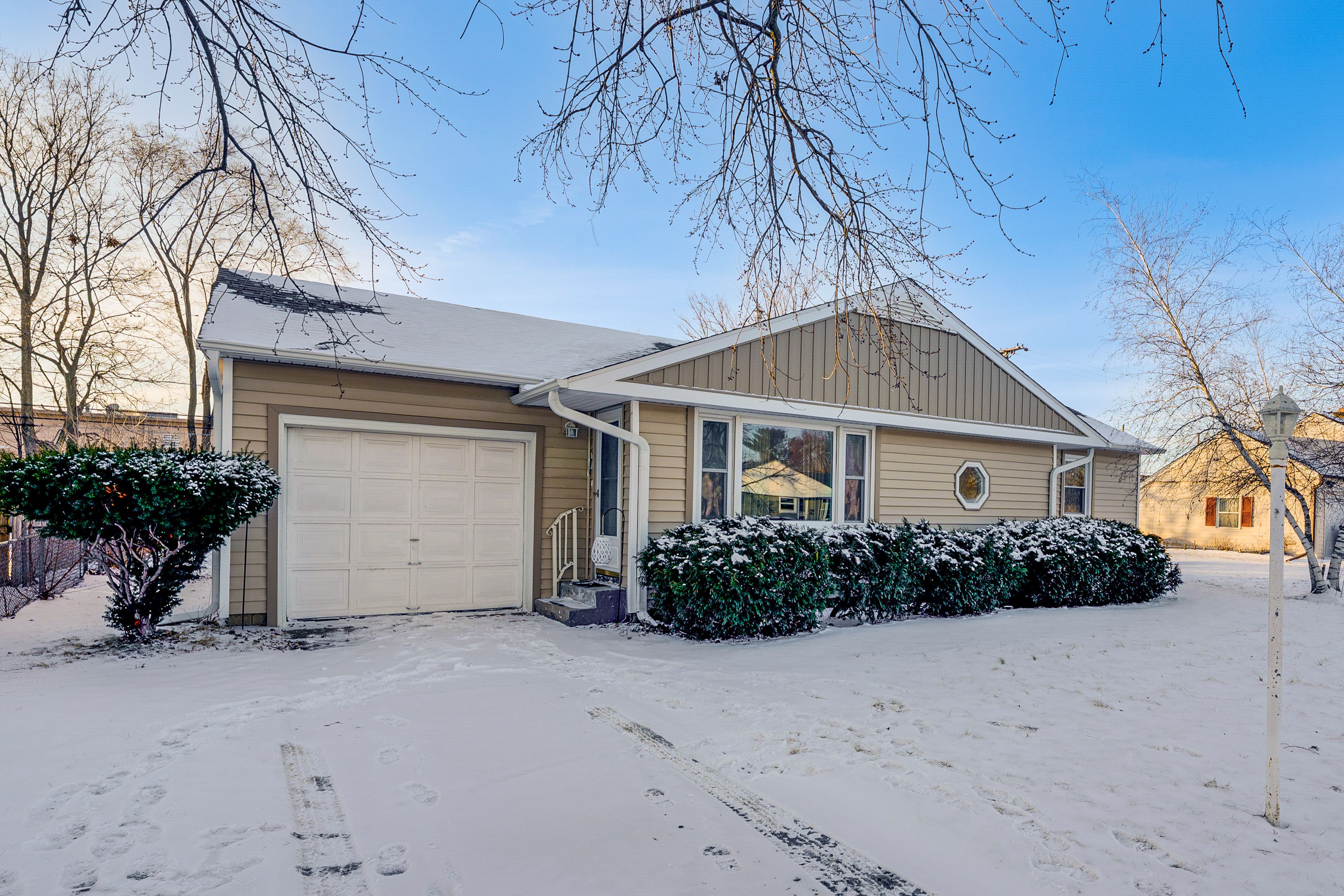 Parking | Driveway (1 Vehicle)