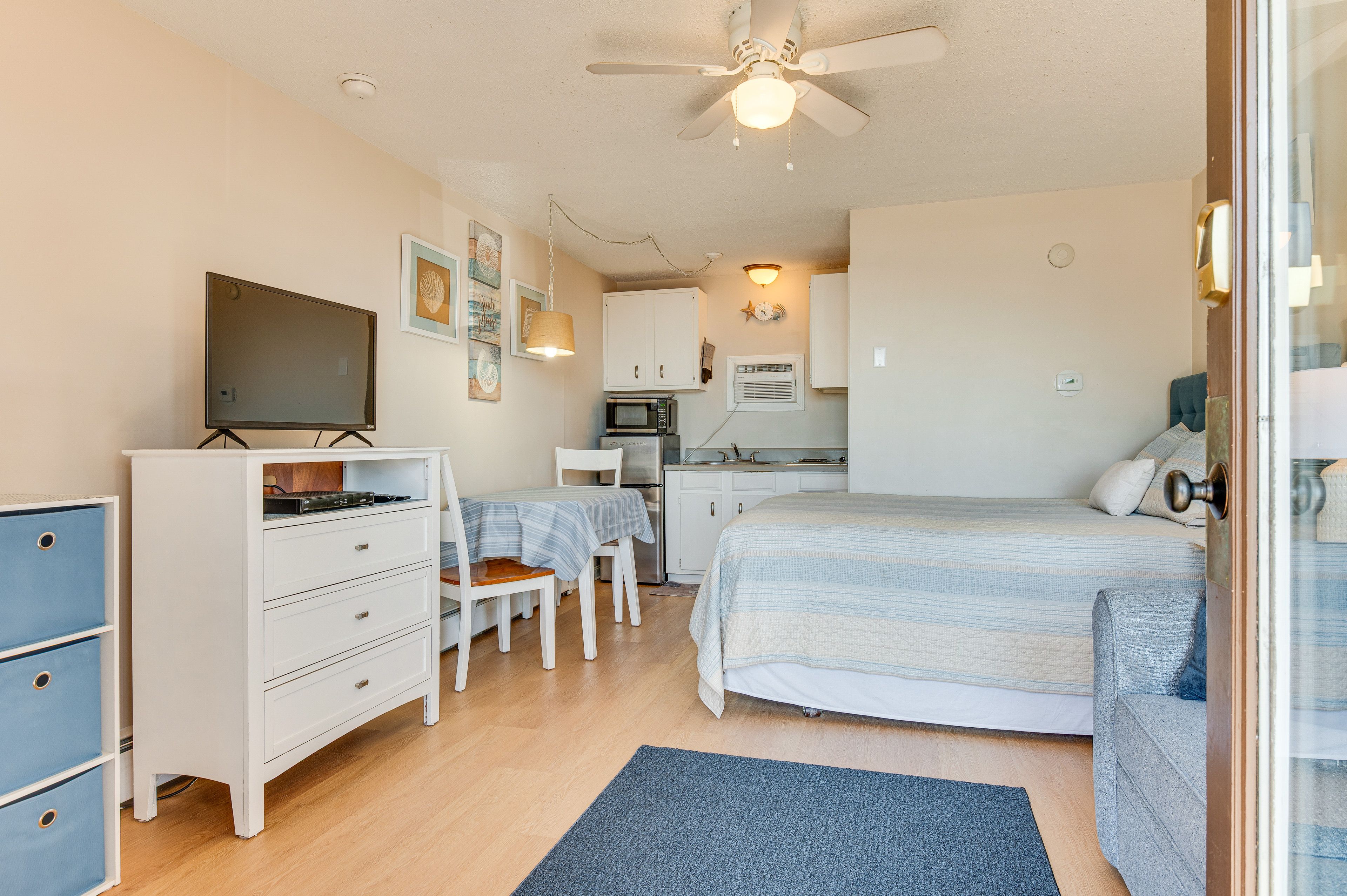 Studio Interior | Queen Bed | Full Sleeper Sofa