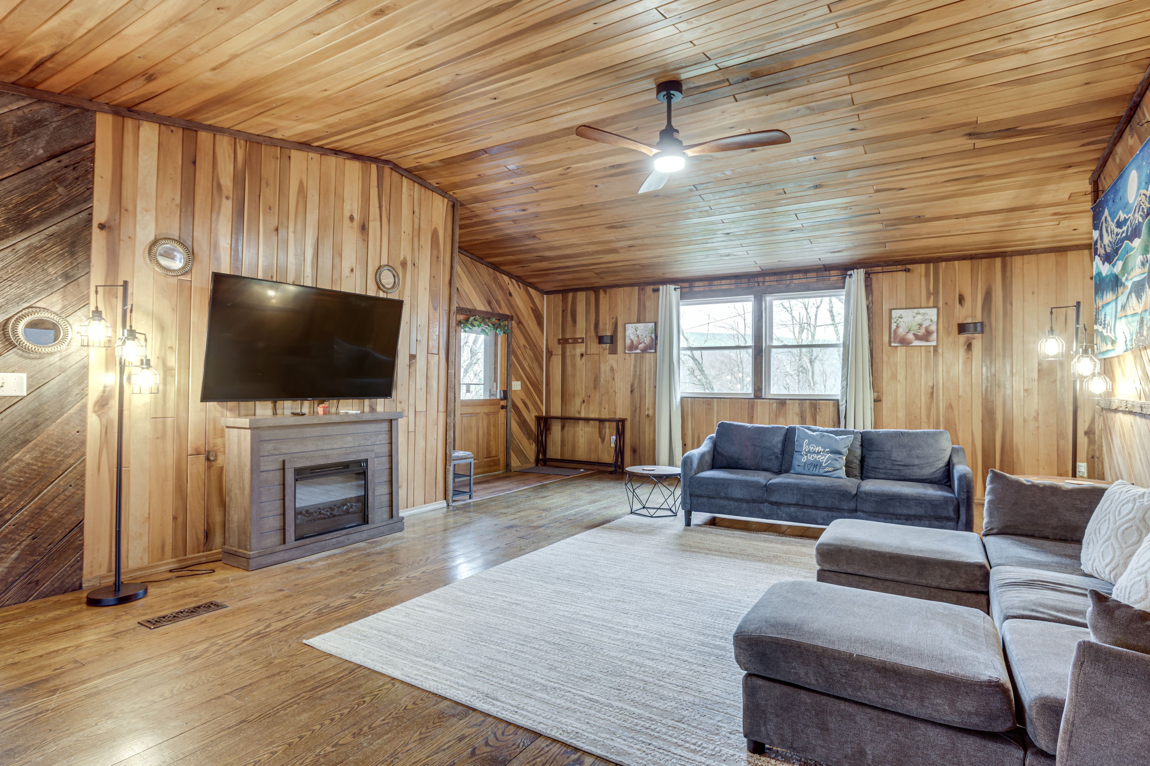 Living Room | Sleeper Sofa