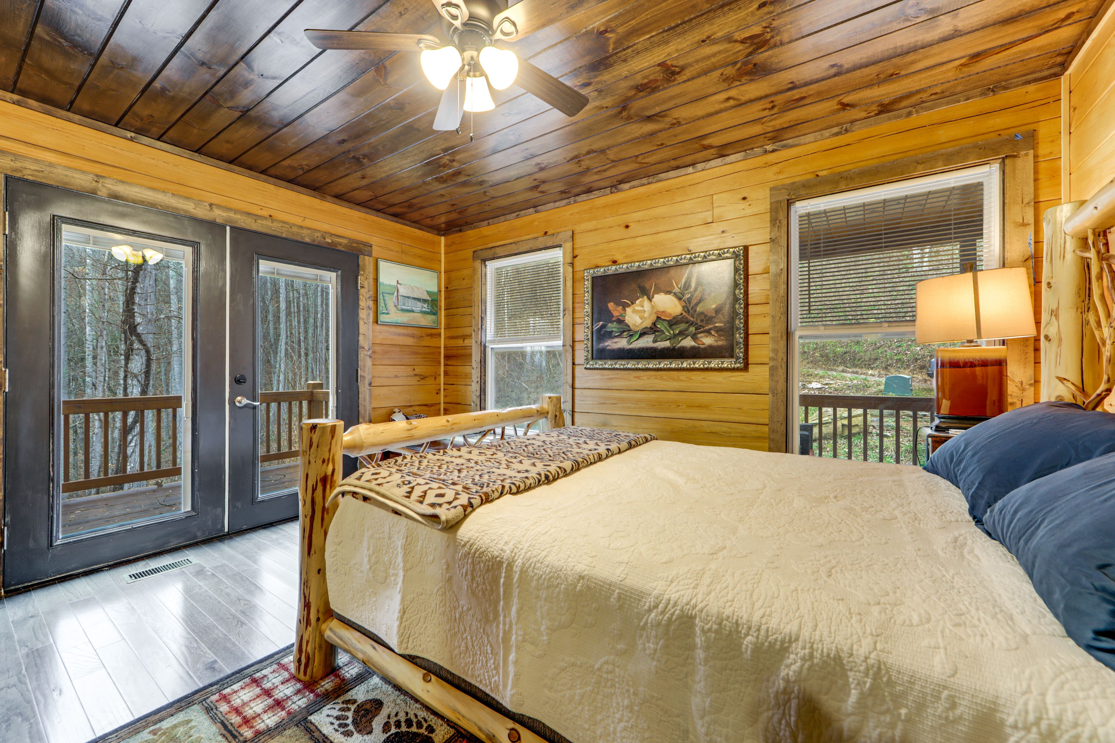 Bedroom 1 | Full Bed | Deck Access | 1st Floor