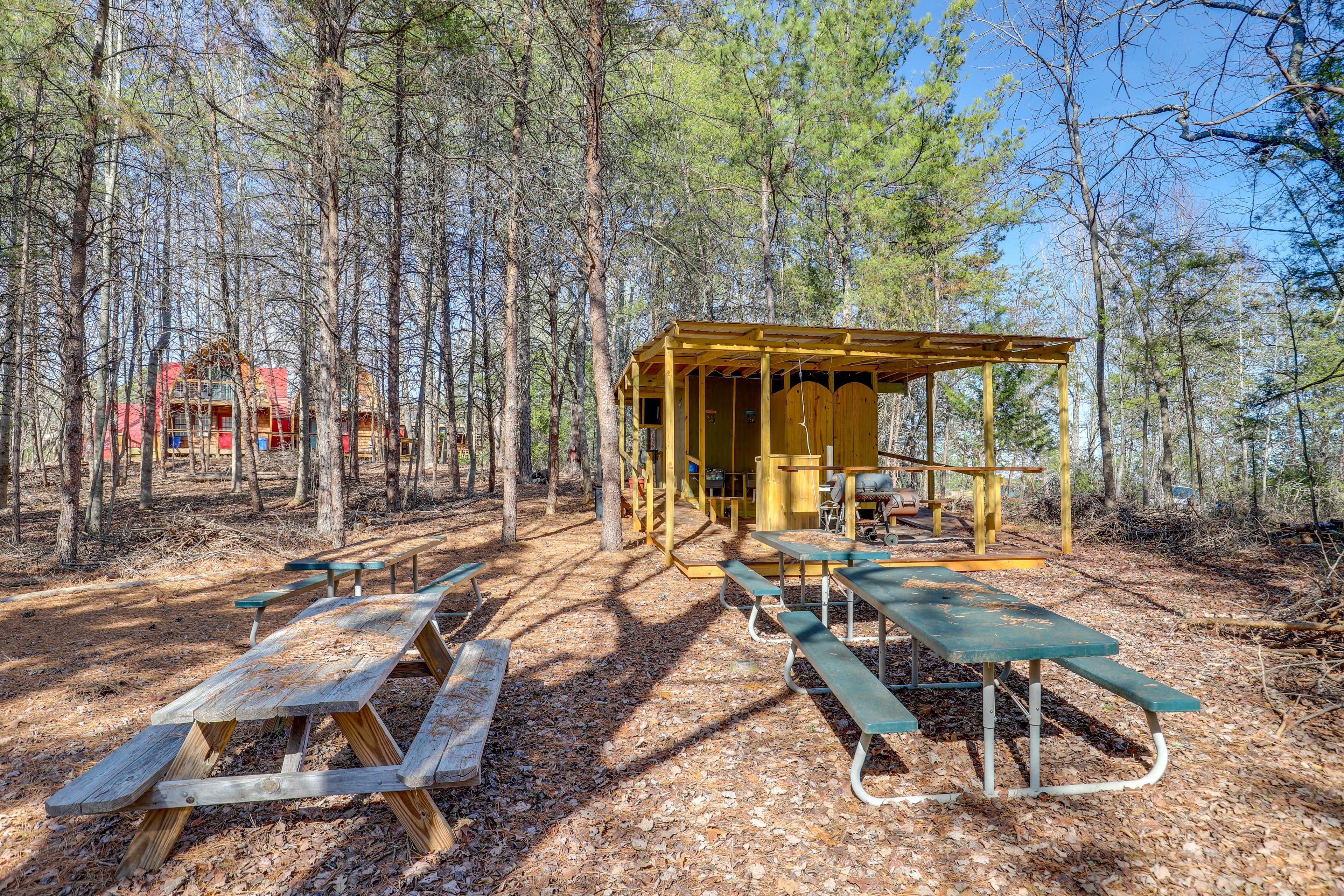 Shared Amenities | Outdoor Kitchen