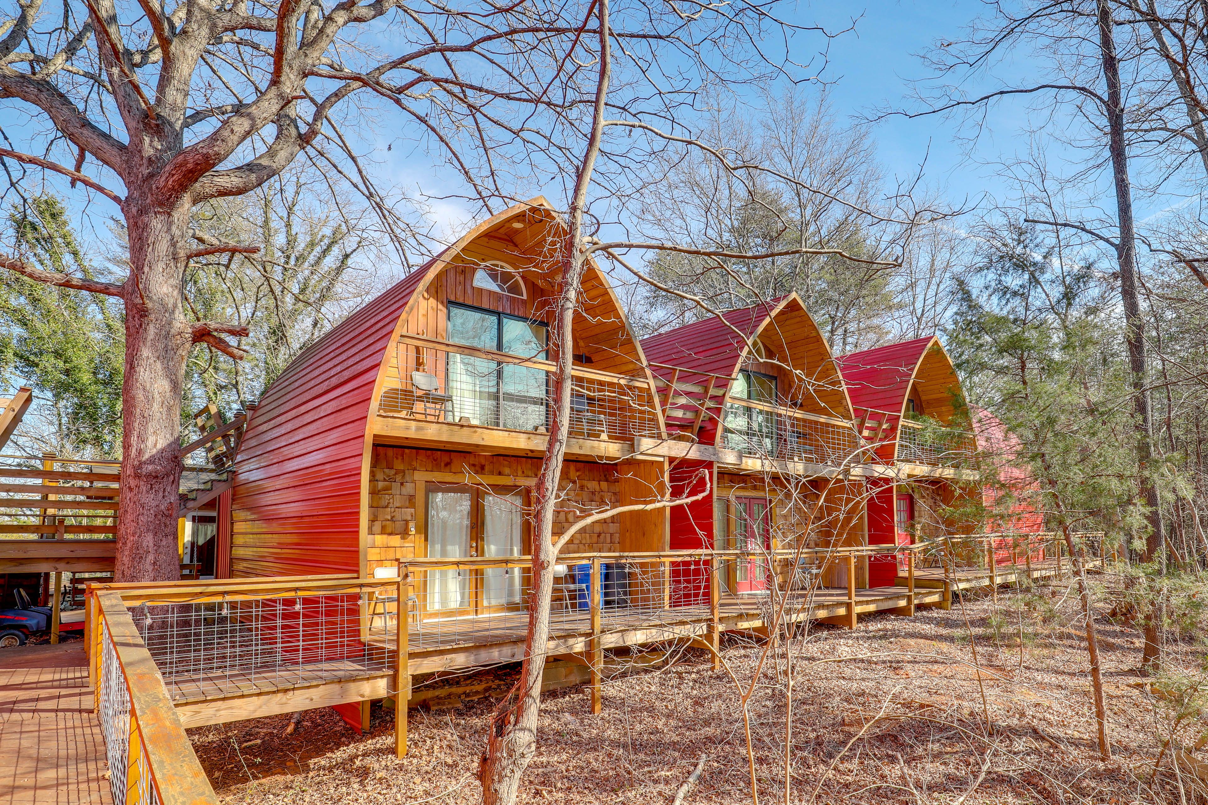 Mill Spring Vacation Rental | 2BR | 1BA | 675 Sq Ft