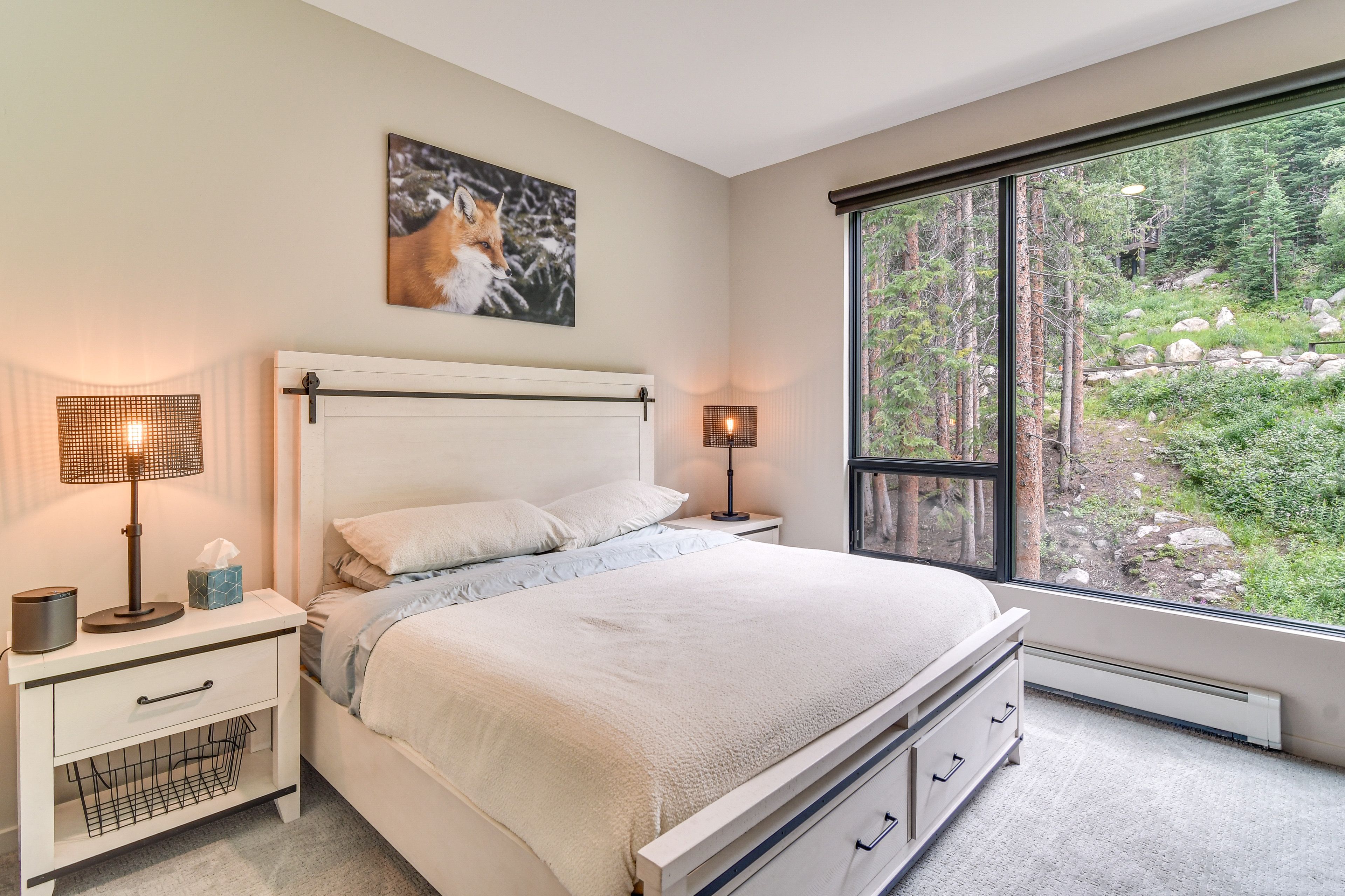 Bedroom 1 | King Bed