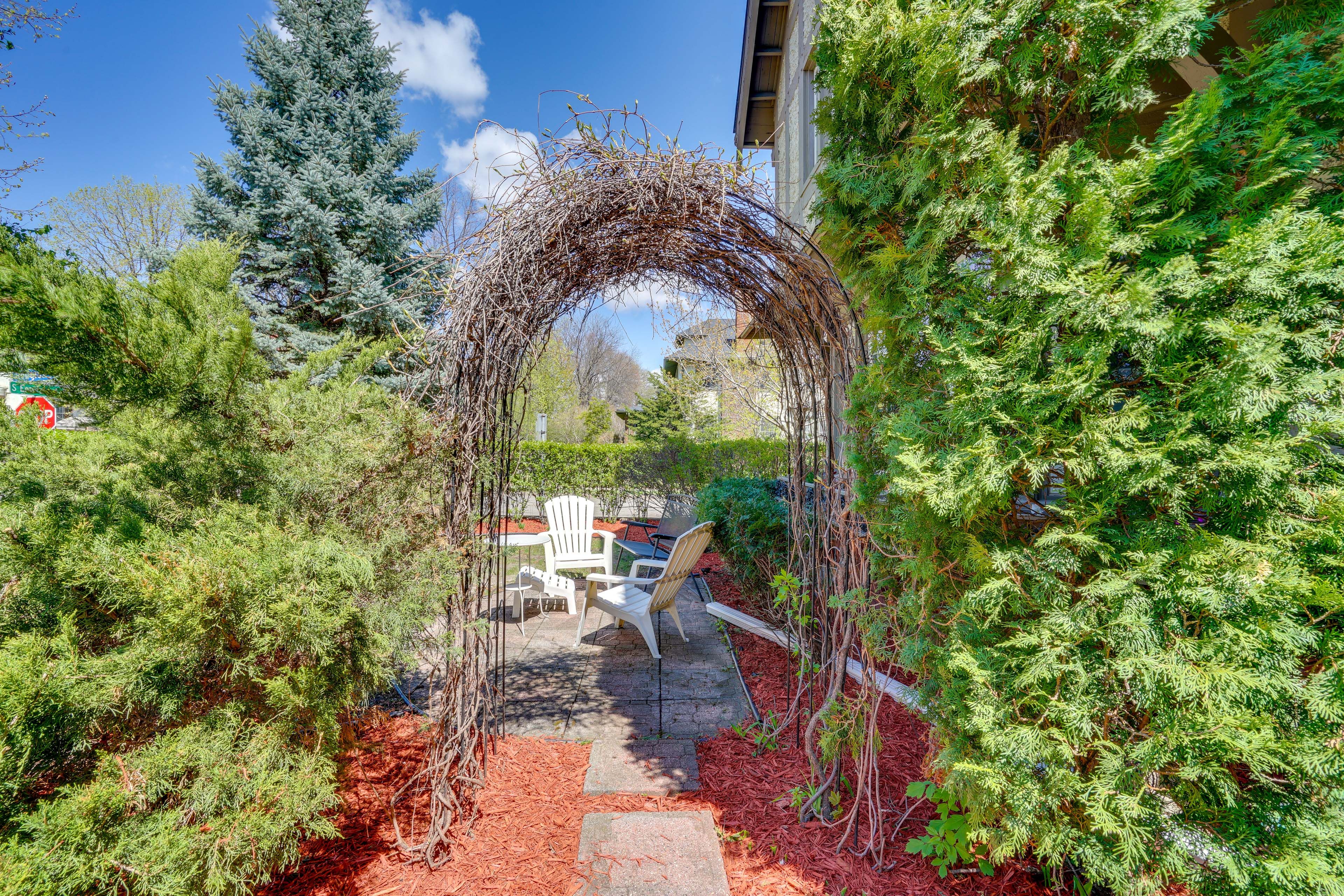 Shared Front Yard