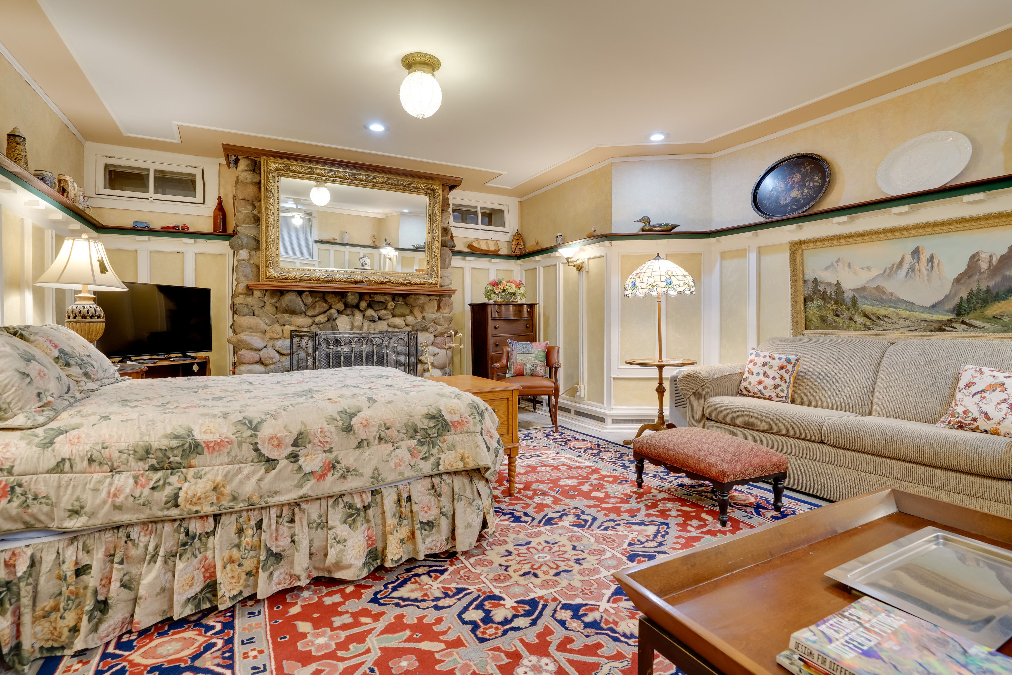 Apartment Interior | Bedroom 1 | Smart TV | Single-Story Unit