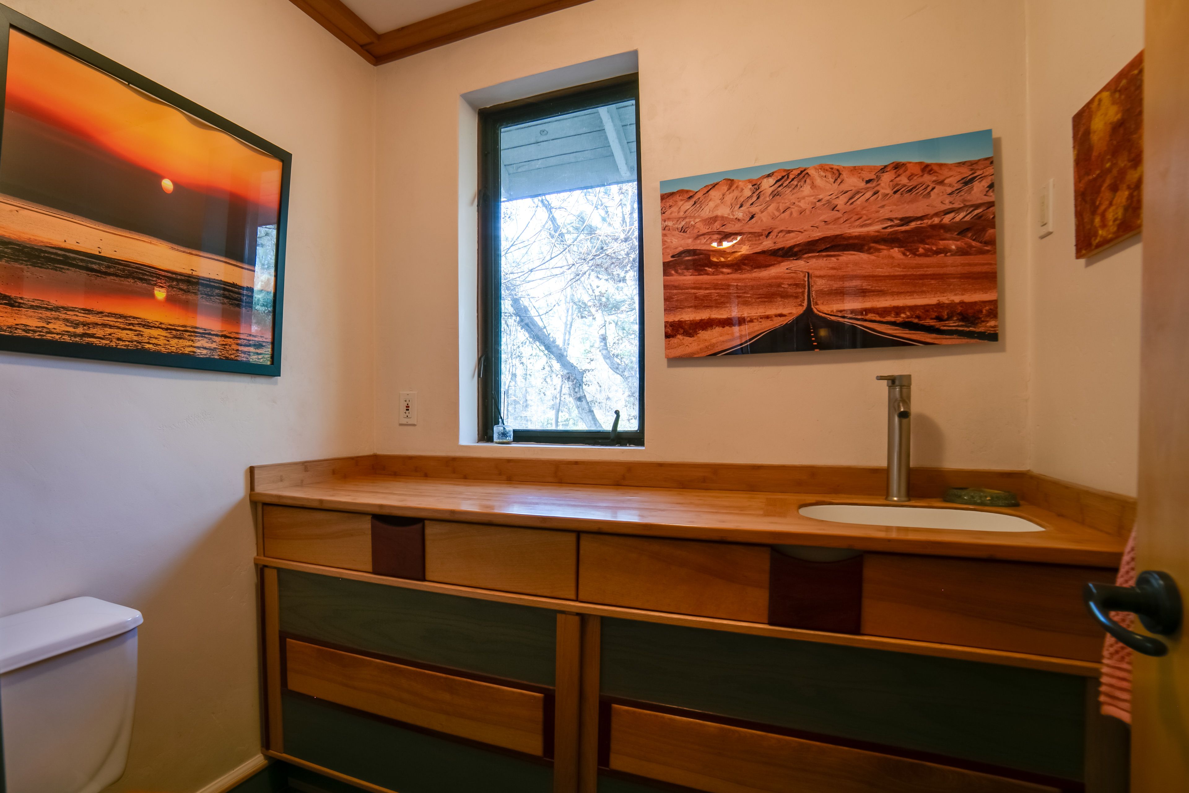 Half Bathroom | Lower Level