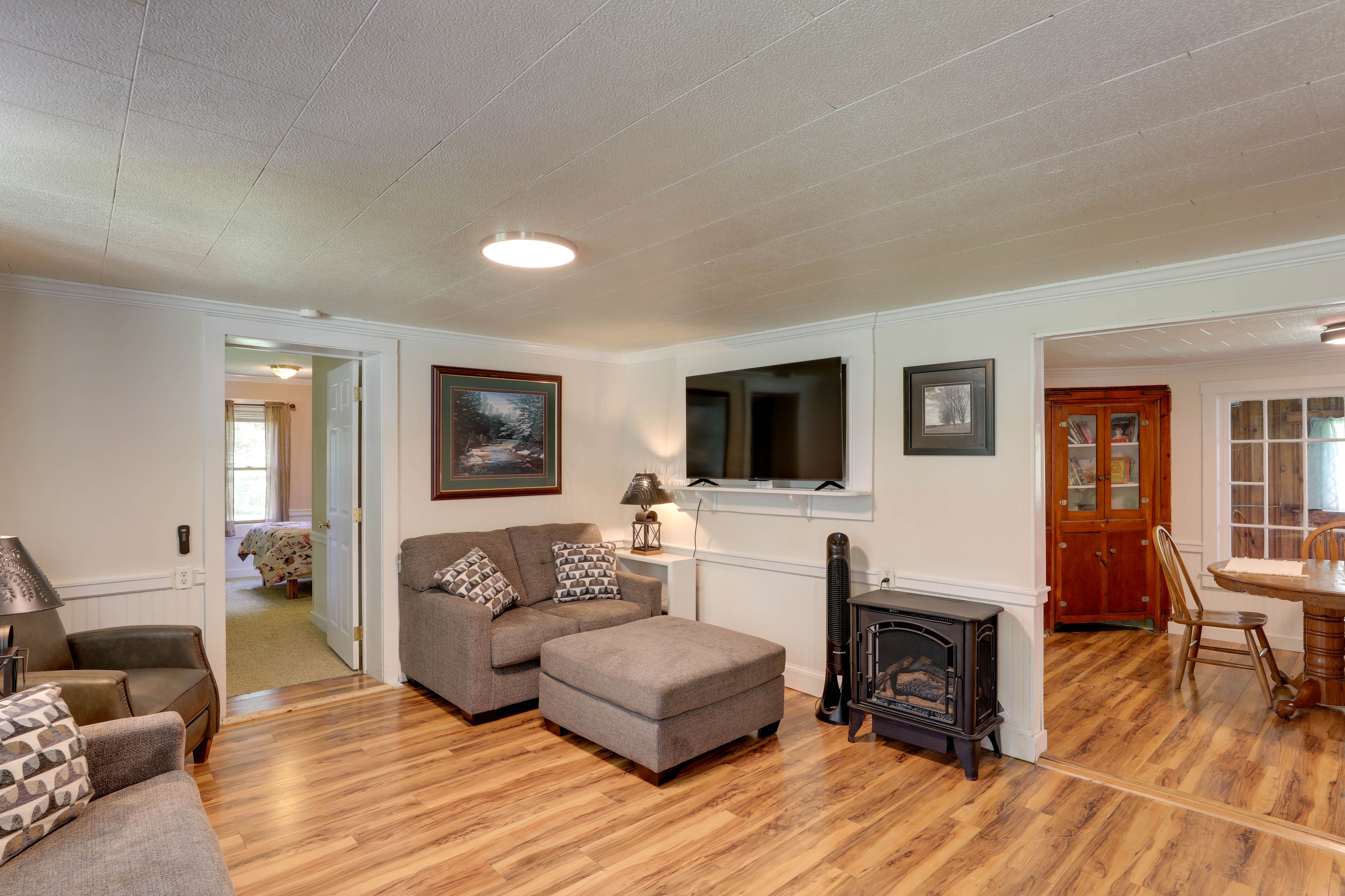 Living Room | Full Sleeper Sofa
