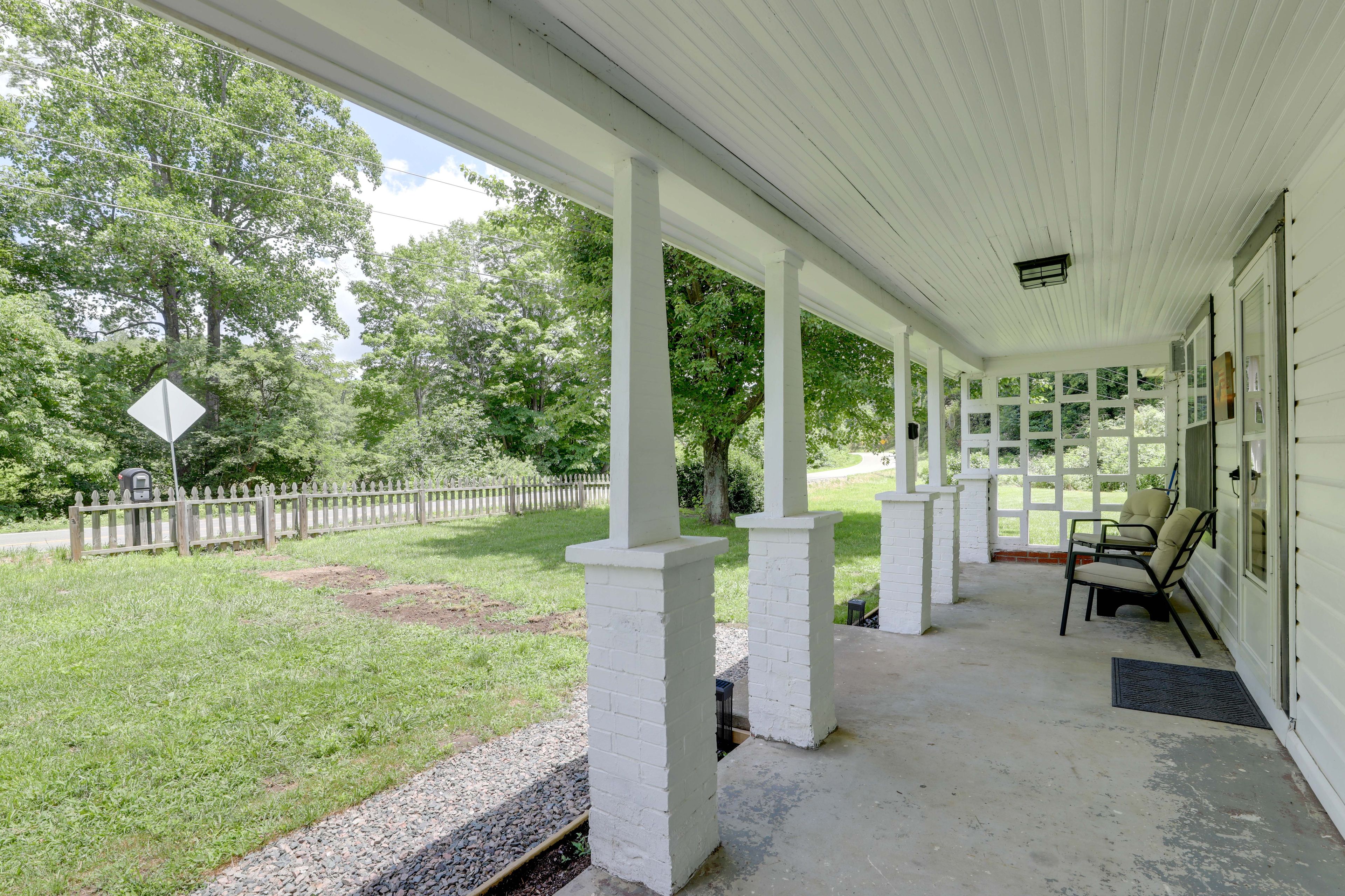 Covered Front Porch