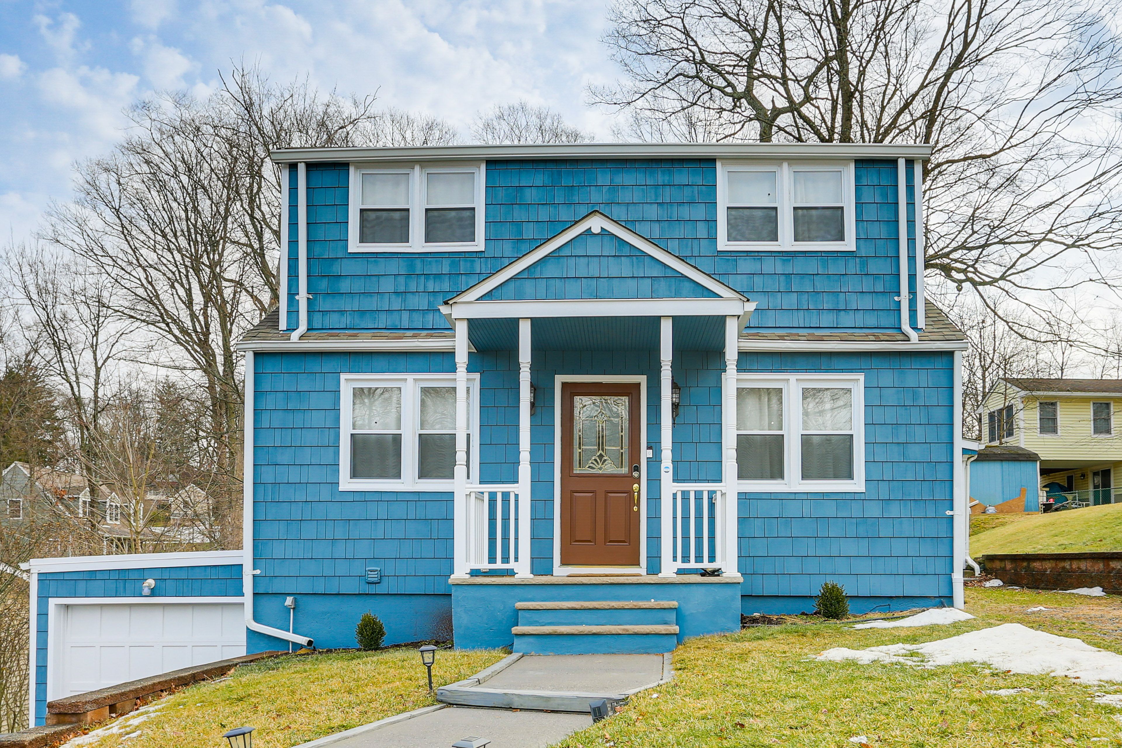 Hopatcong Vacation Rental | 3BR | 1.5BA | 1,380 Sq Ft | Stairs to Access