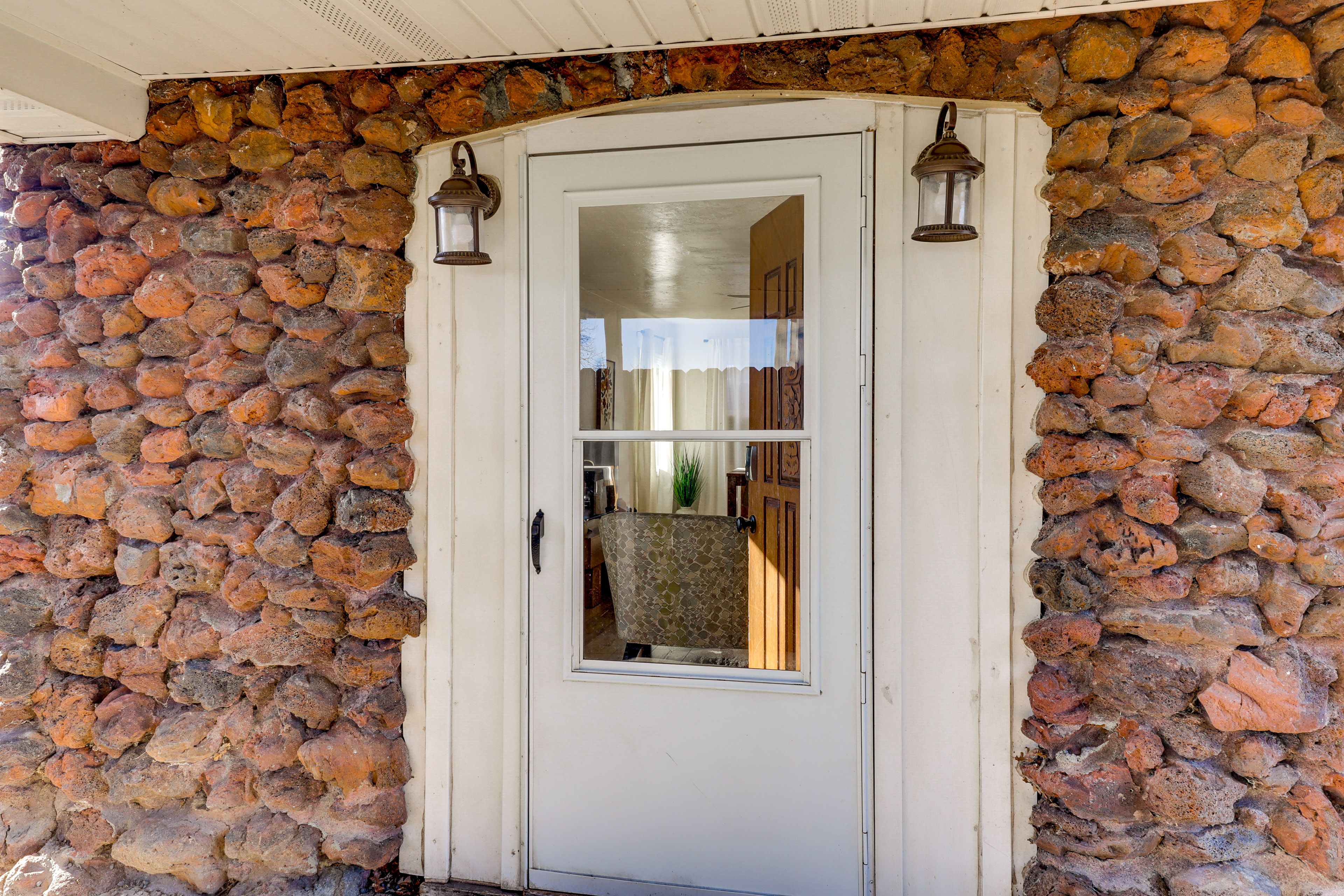 House Exterior | Keyless Entry