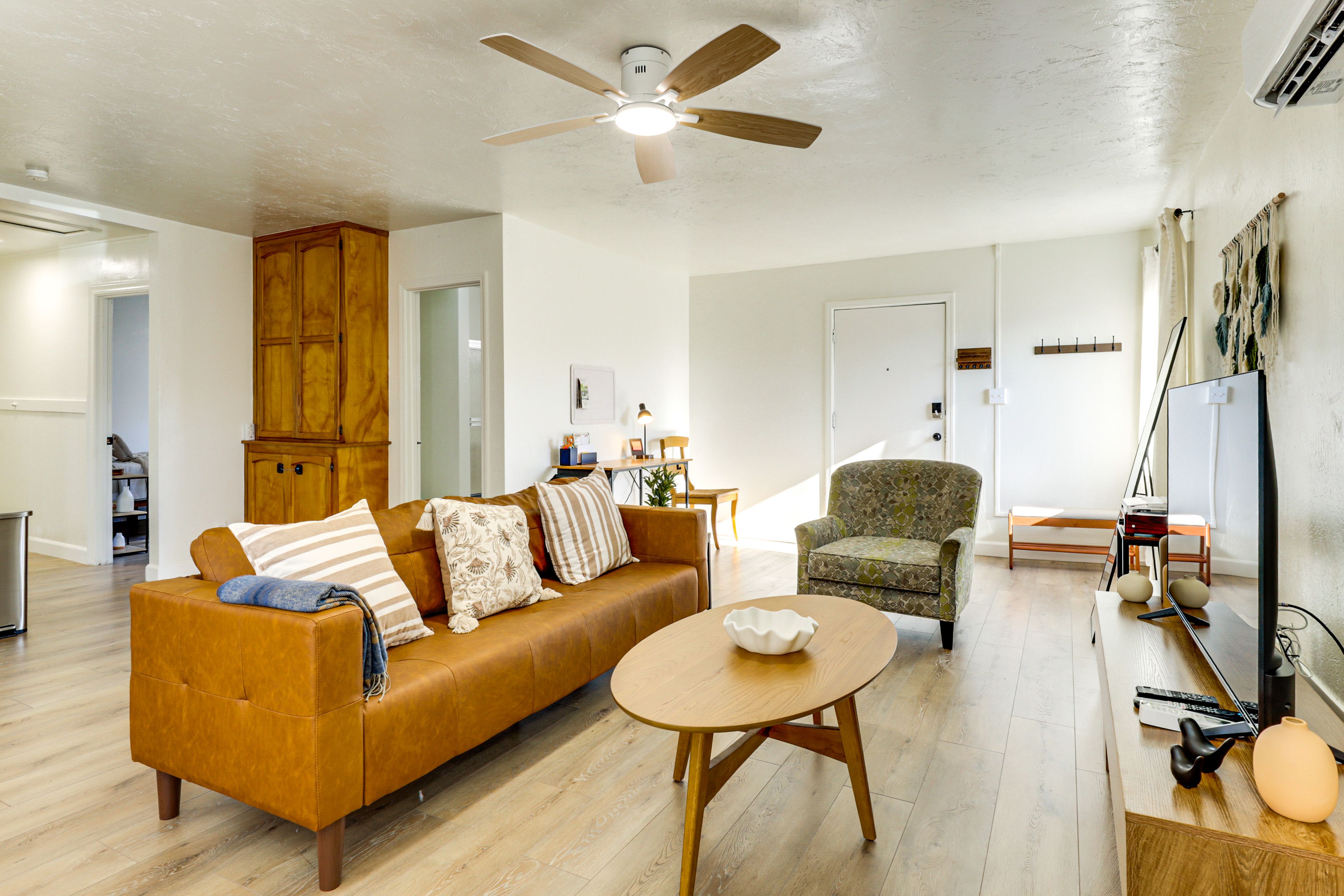 Lakeport Vacation Rental | 2BR | 1BA | Step-Free Access | 868 Sq Ft