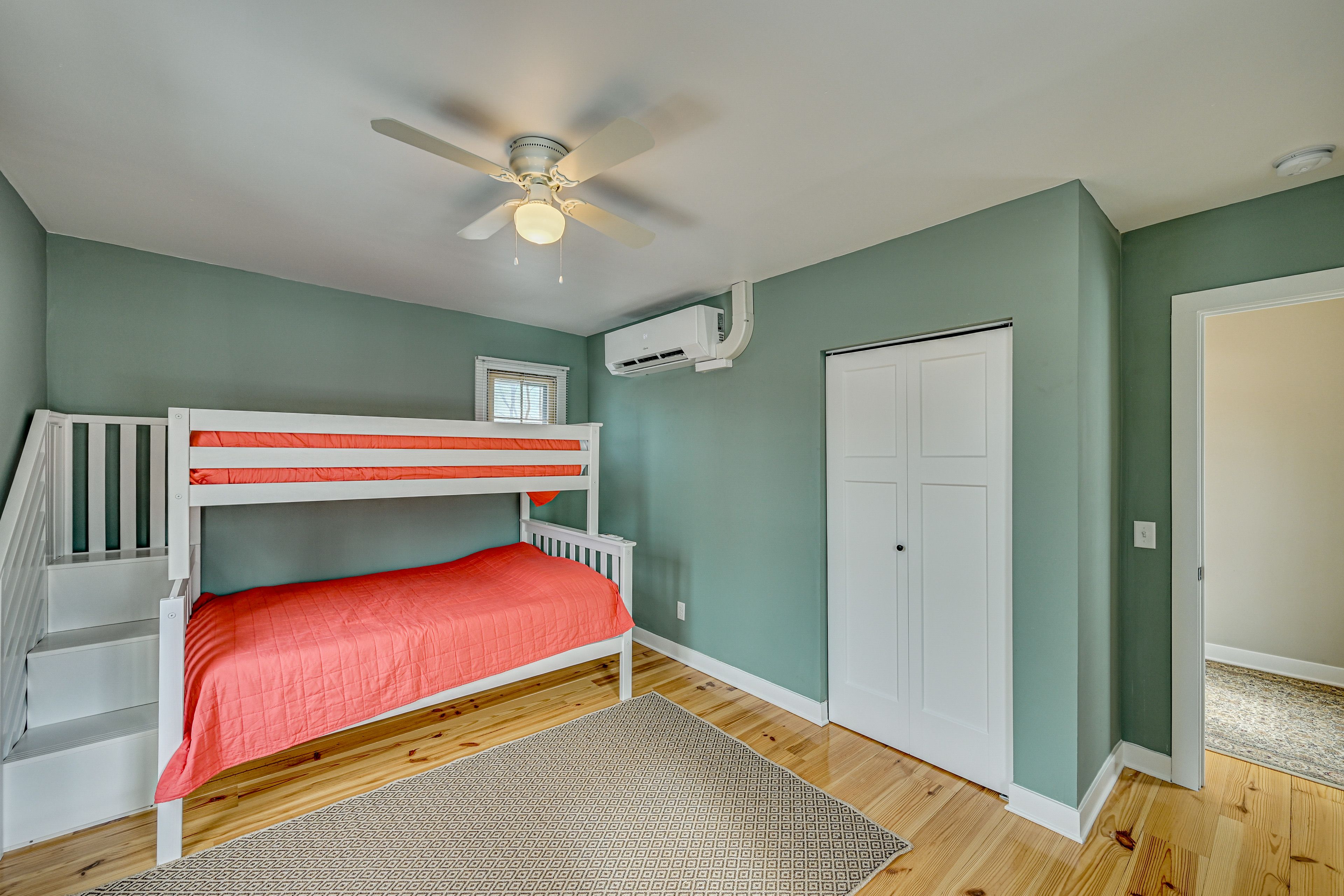 Bedroom 4 | Twin/Full Bunk Bed | 2nd Floor