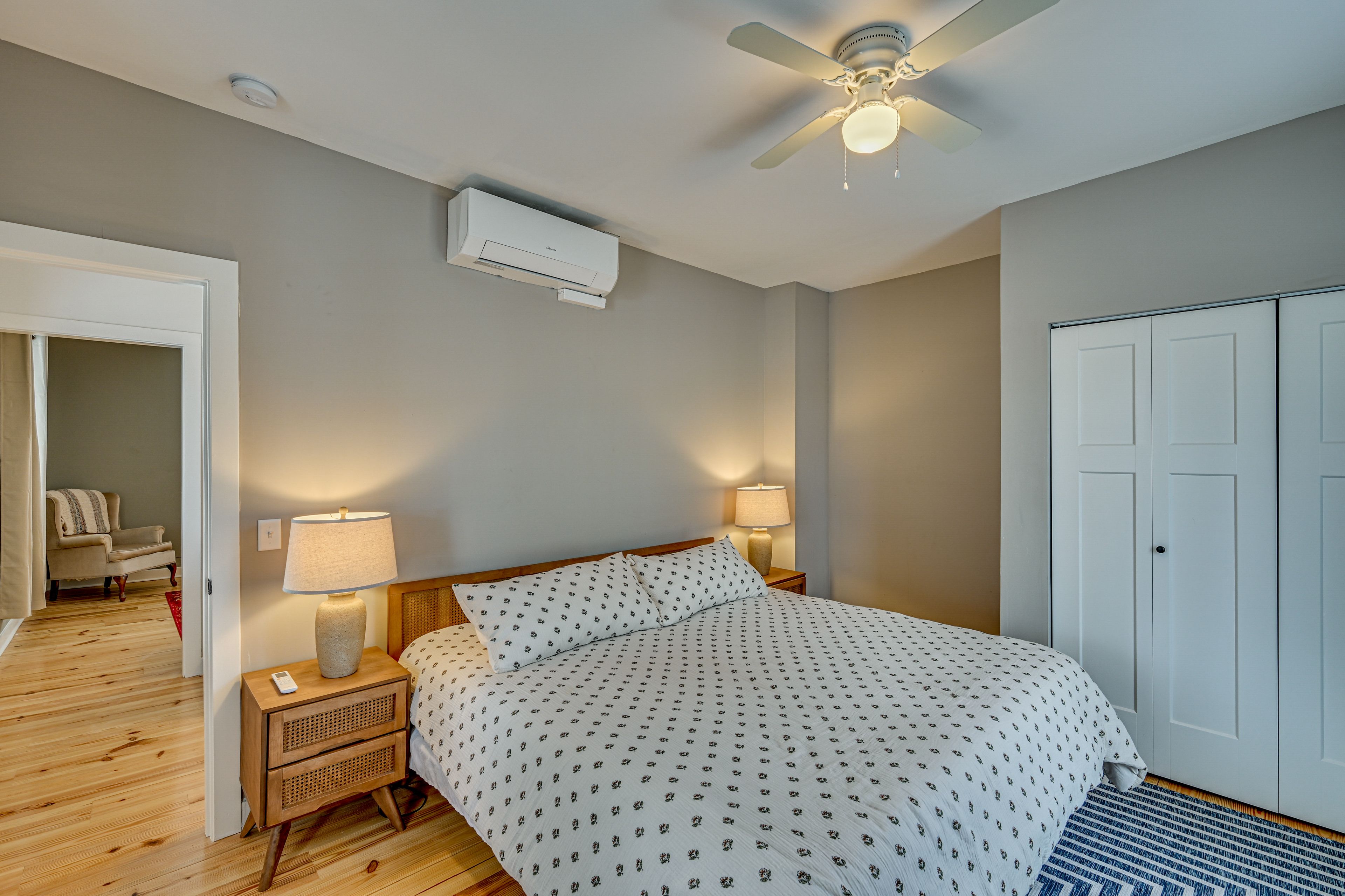 Bedroom 1 | King Bed | 1st Floor