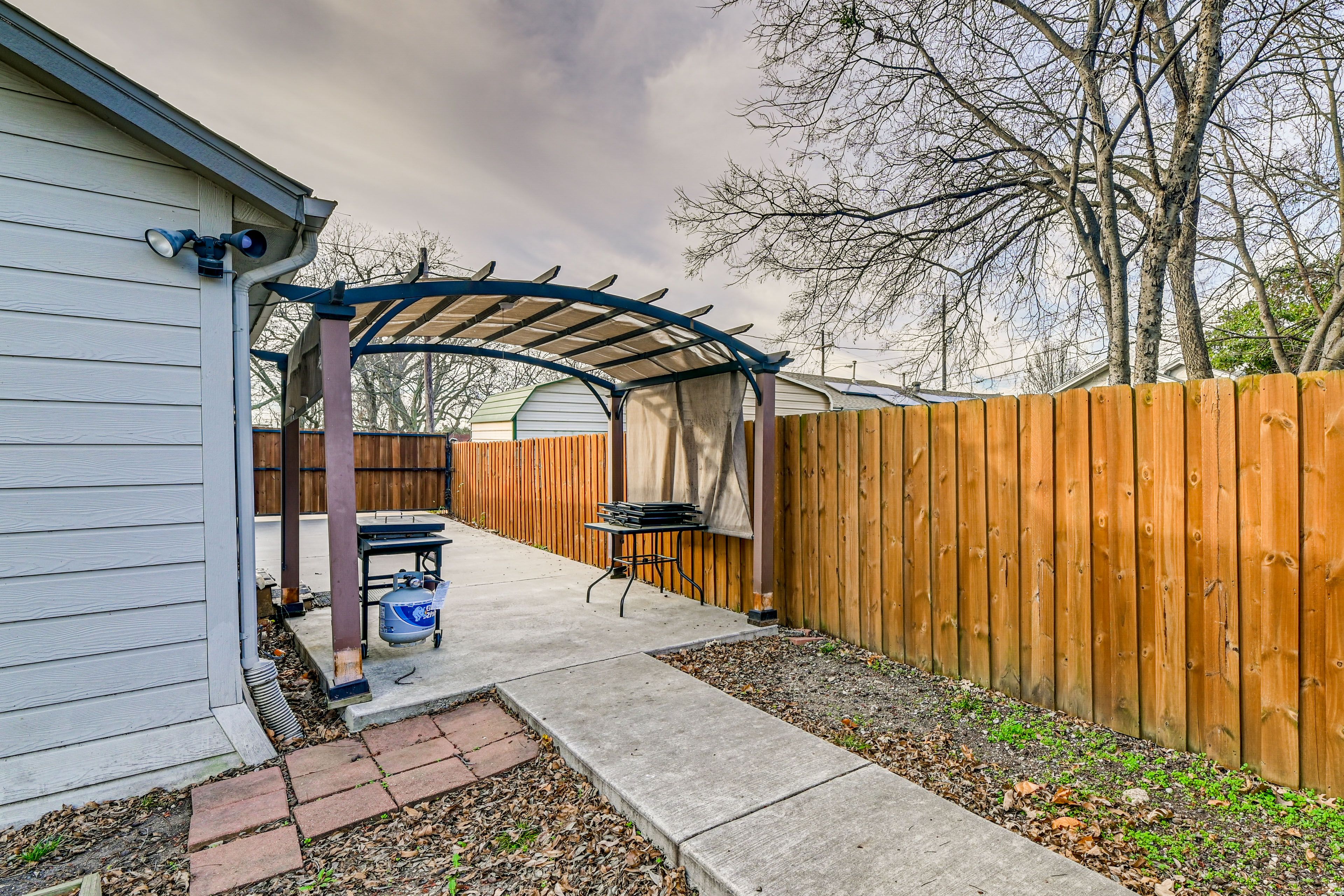 Patio Area w/ Pergola | Outdoor Seating