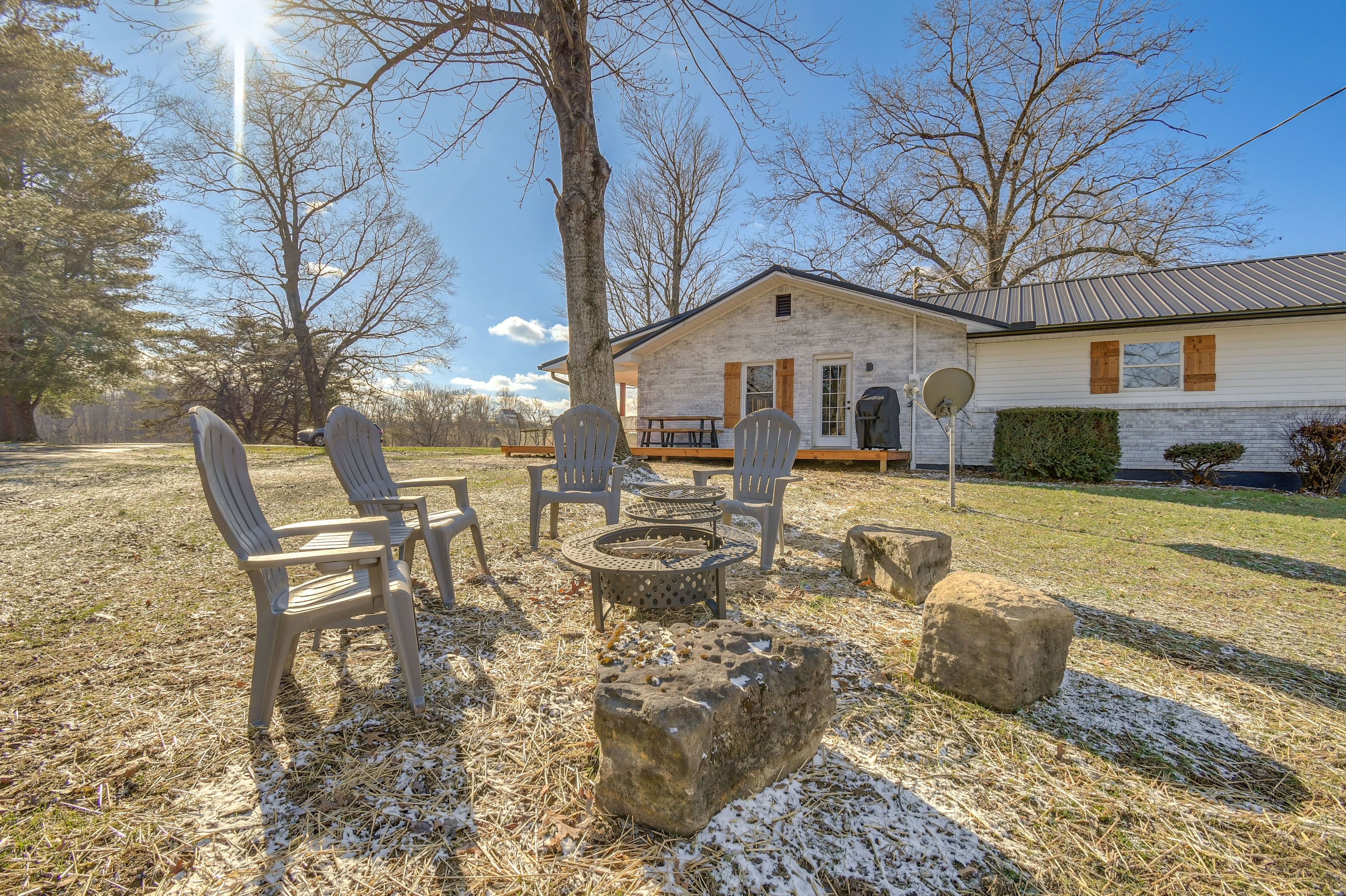 Private Yard | Wood-Burning Fire Pit