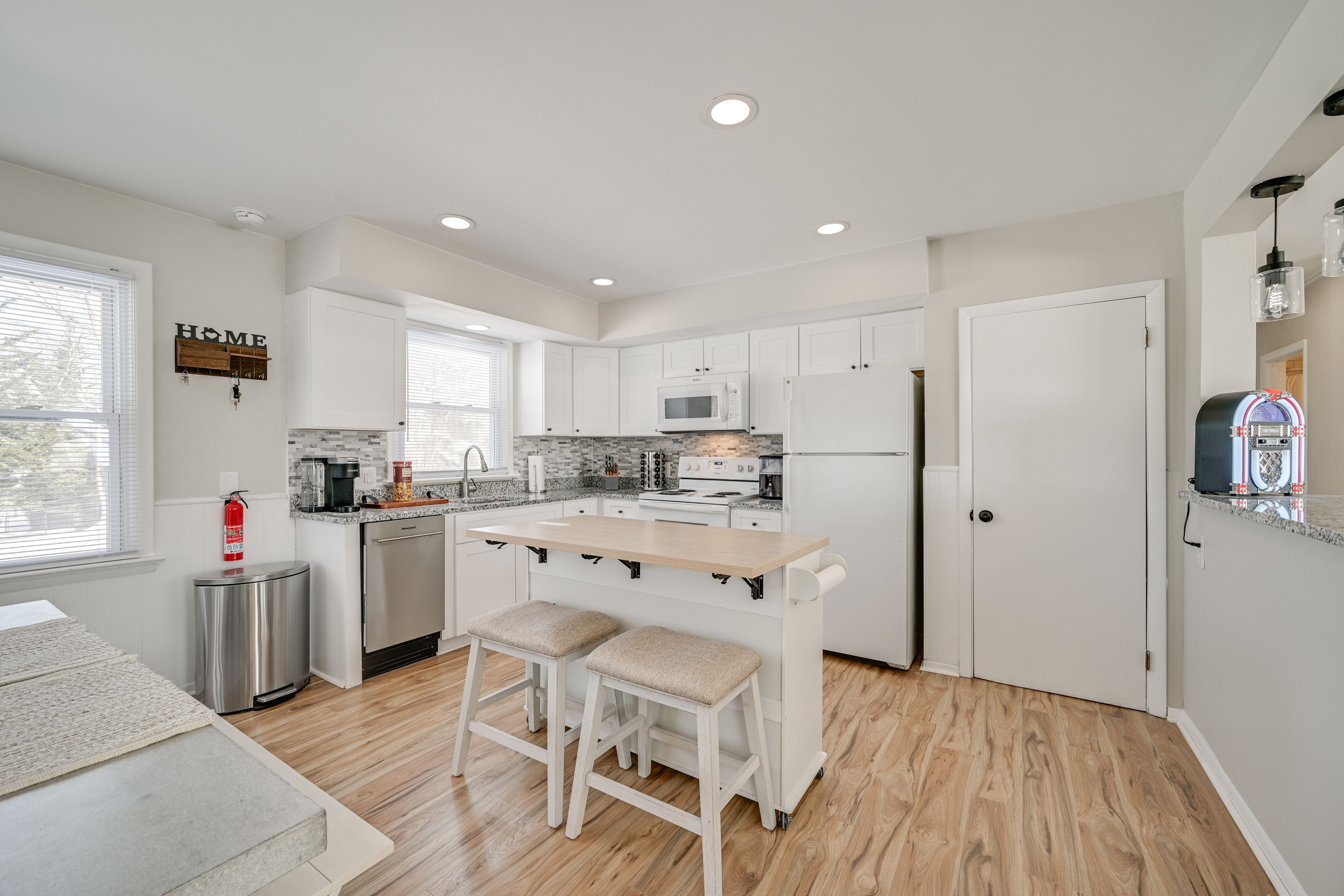 Property Interior | Single-Story Apartment