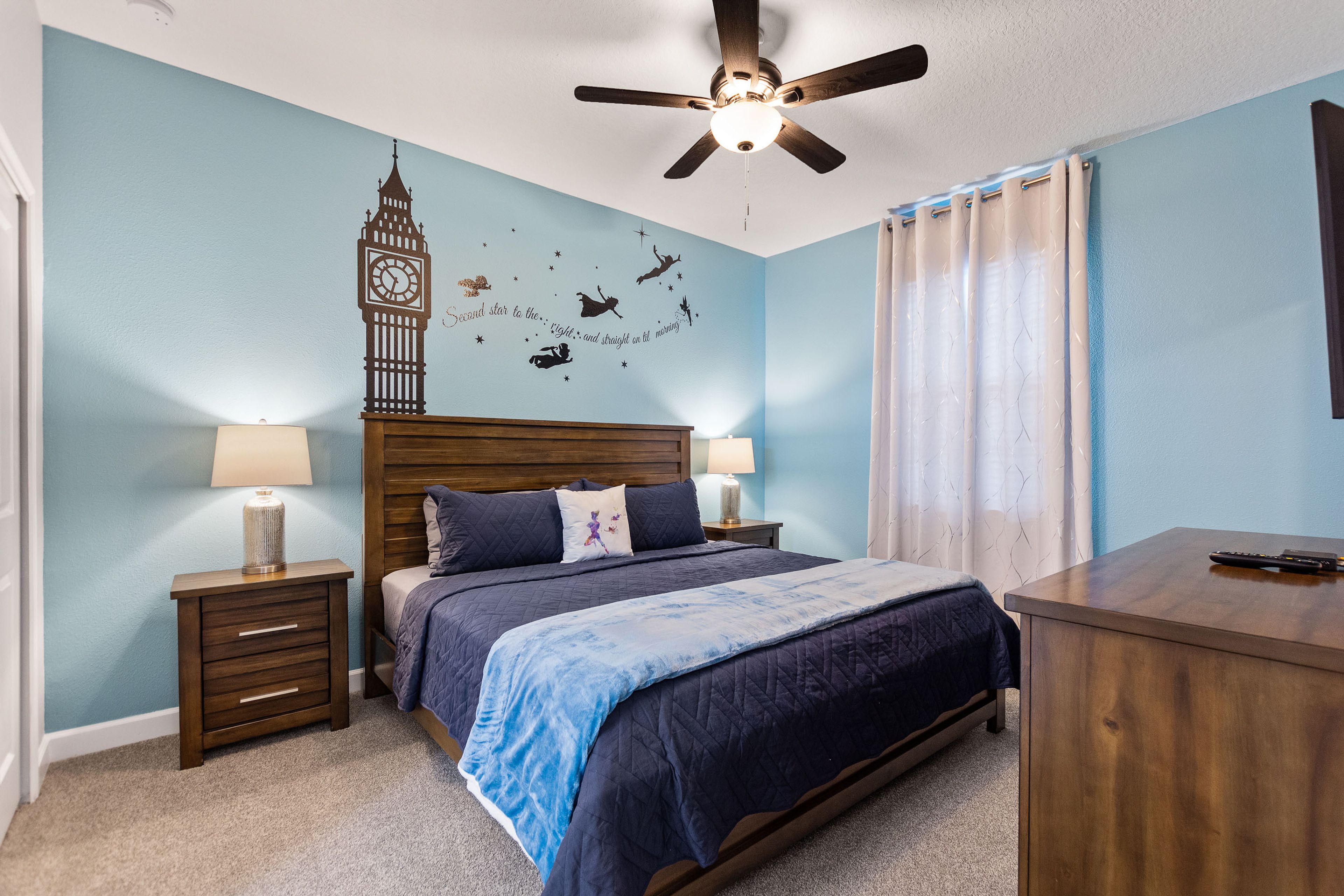 Bedroom 2 | King Bed | 1st Floor