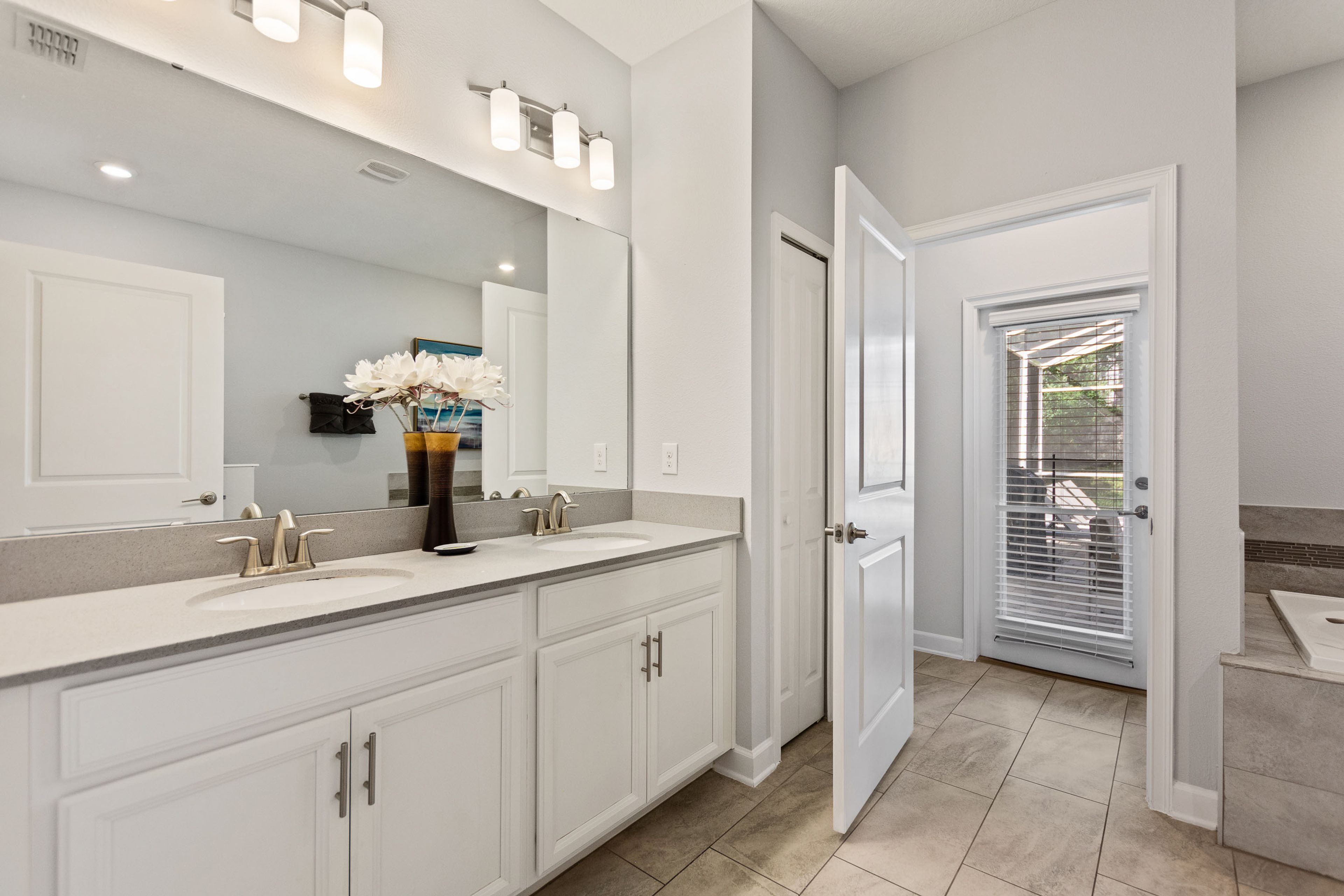 Bathroom | Towels Provided | 1st Floor