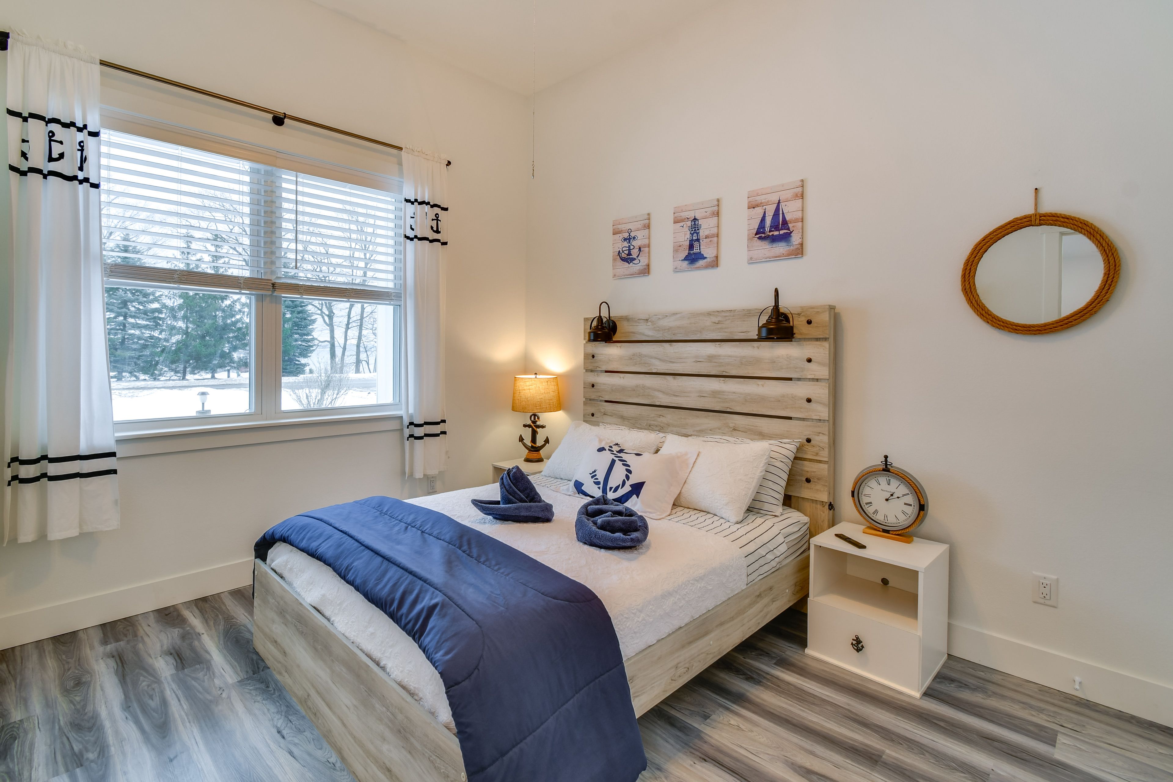 Bedroom 1 | Queen Bed | Linens Provided