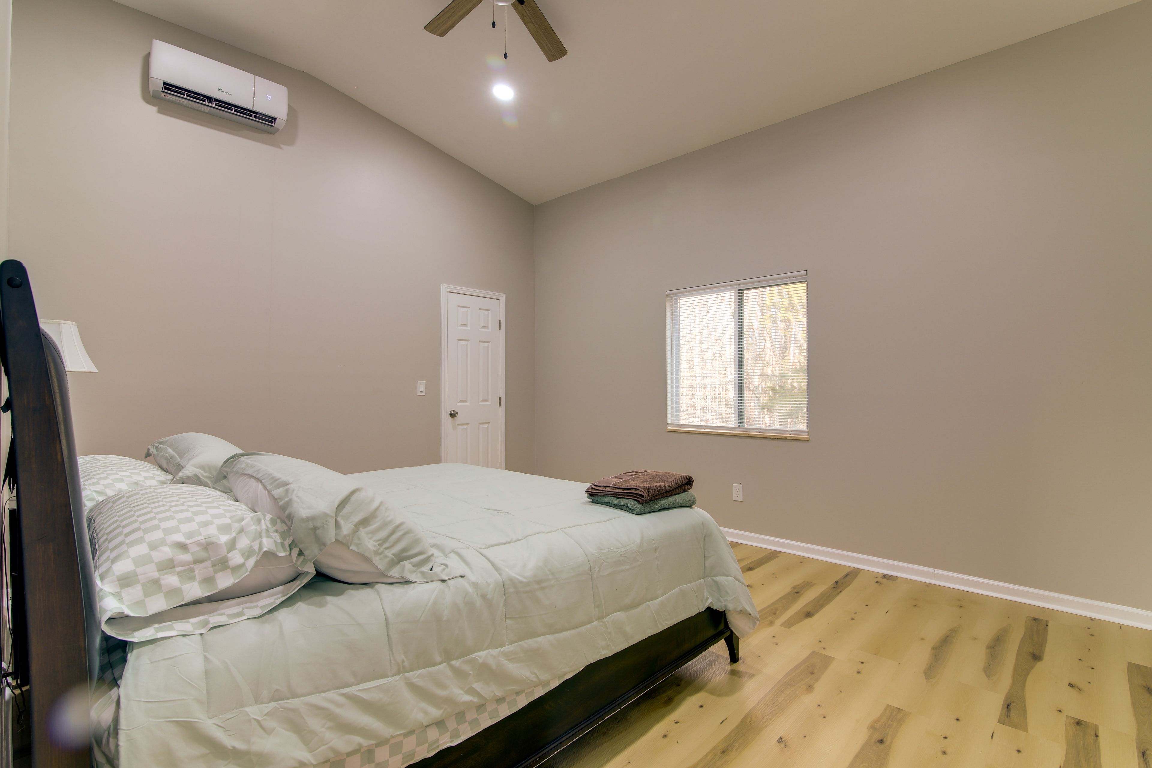 Bedroom 2 | California King Bed