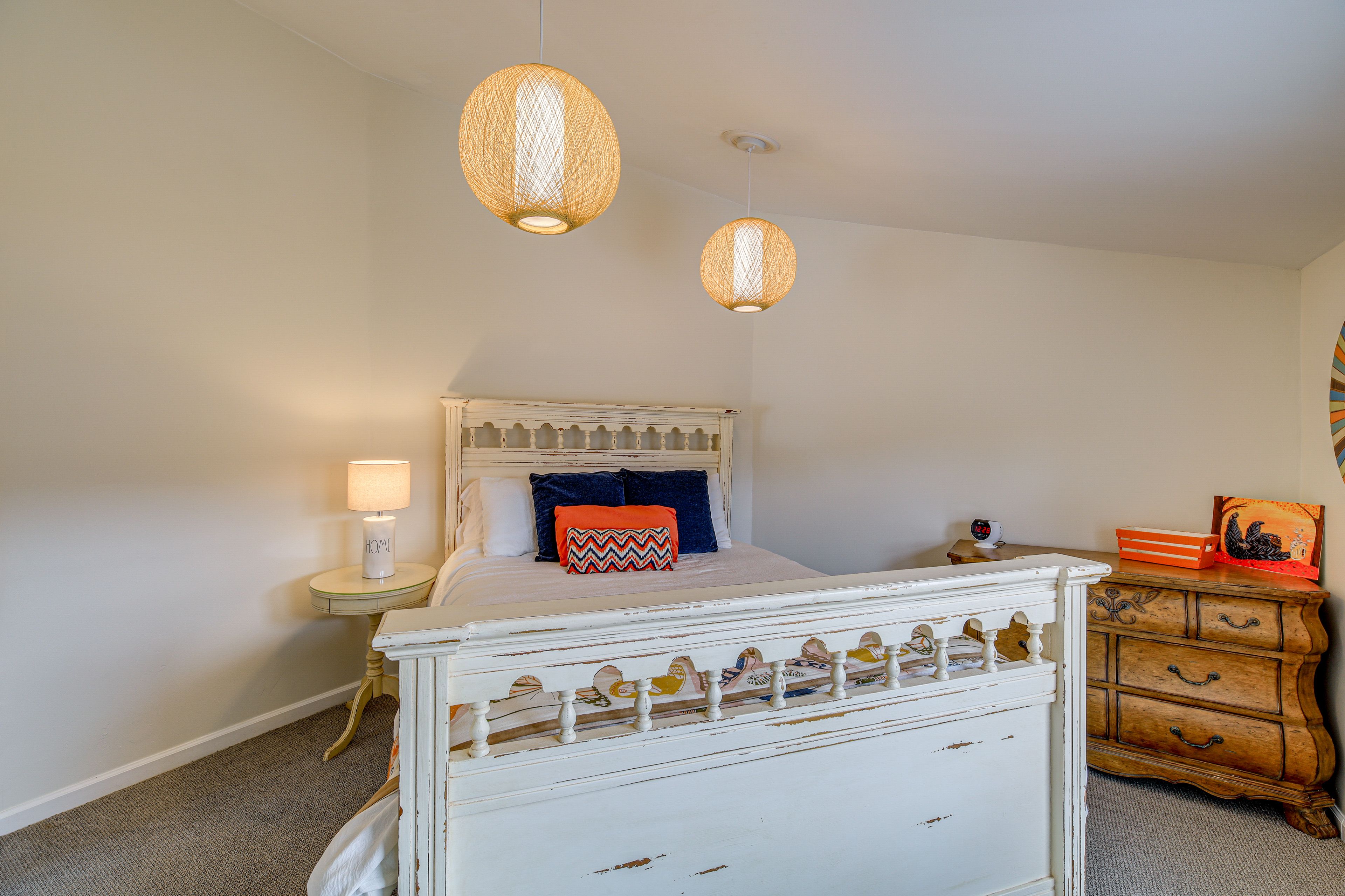 Bedroom 2 | Queen Bed | 2nd Floor