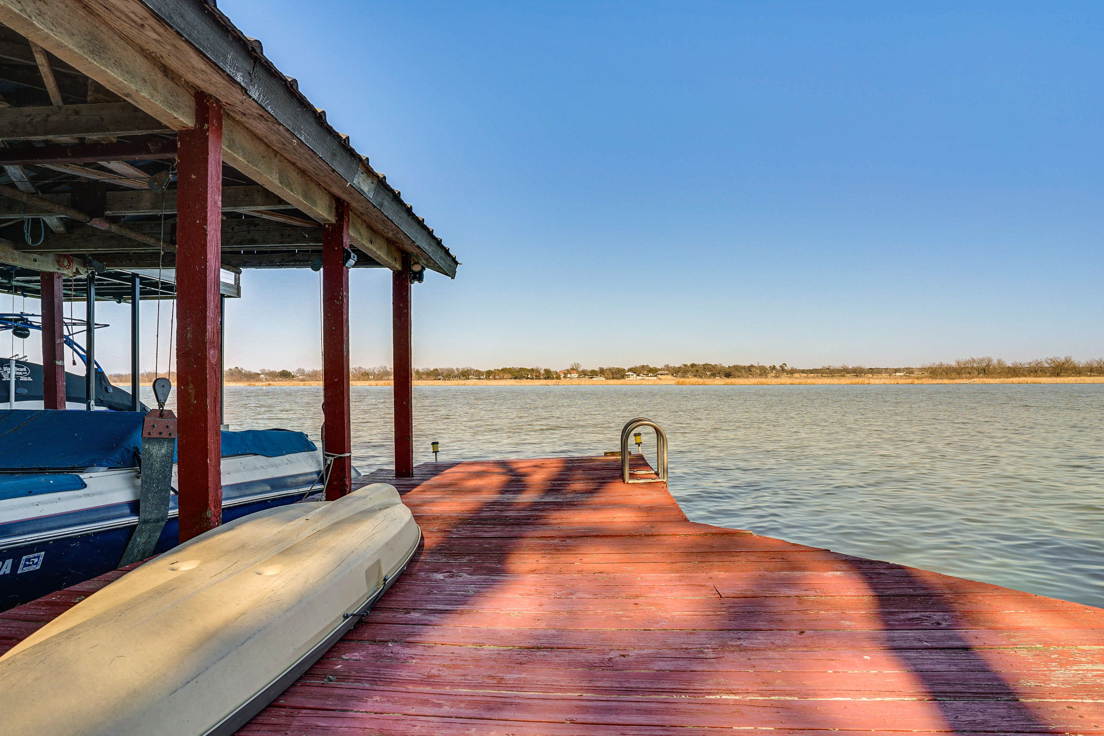 Granbury Vacation Rental | 3BR | 3BA | 2,000 Sq Ft
