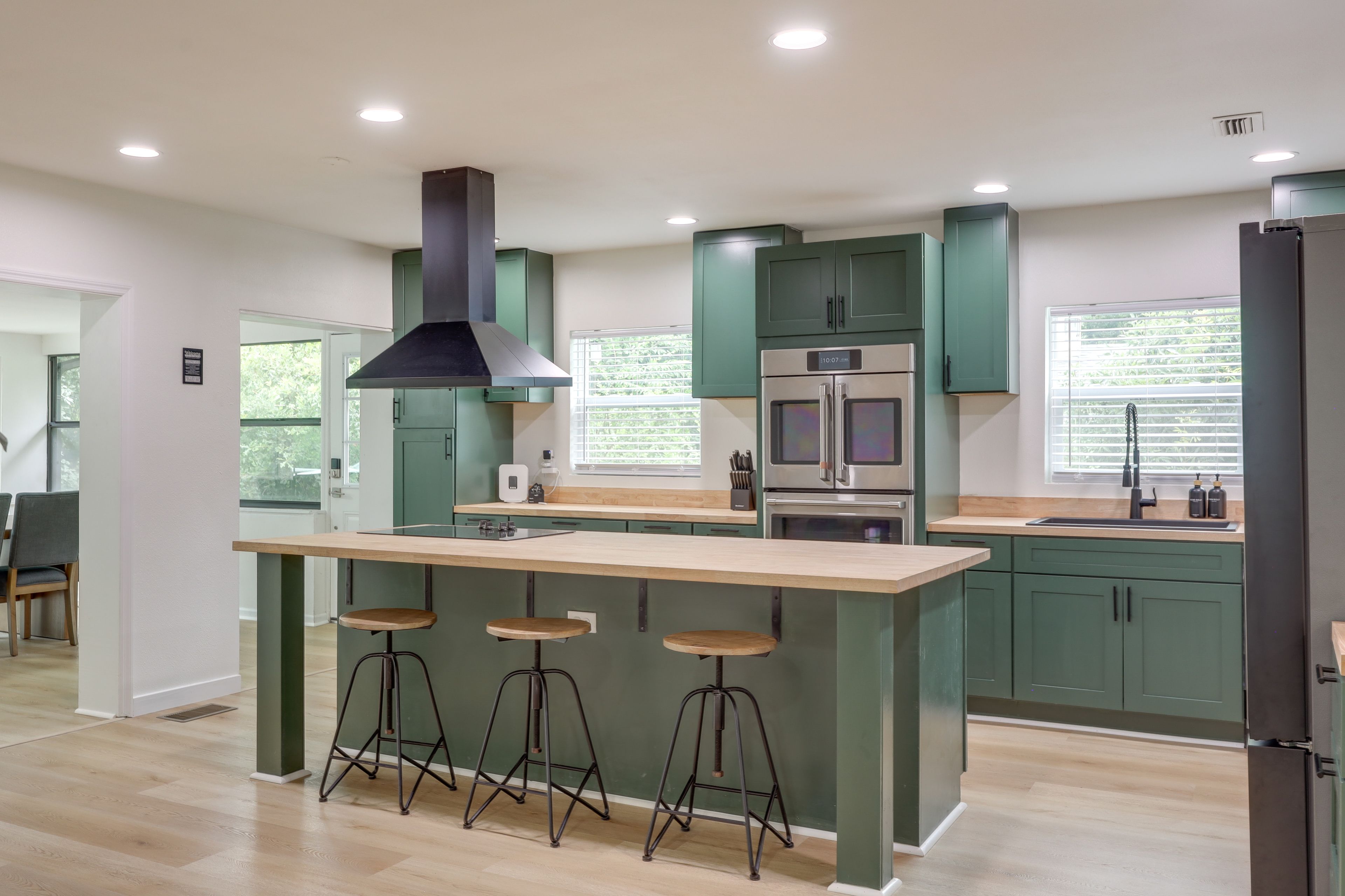 Breakfast Bar